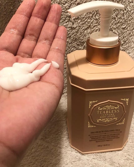 パフュームボディローション フィグピーチウーロンティー/TEABLESS/ボディローションを使ったクチコミ(7枚目)