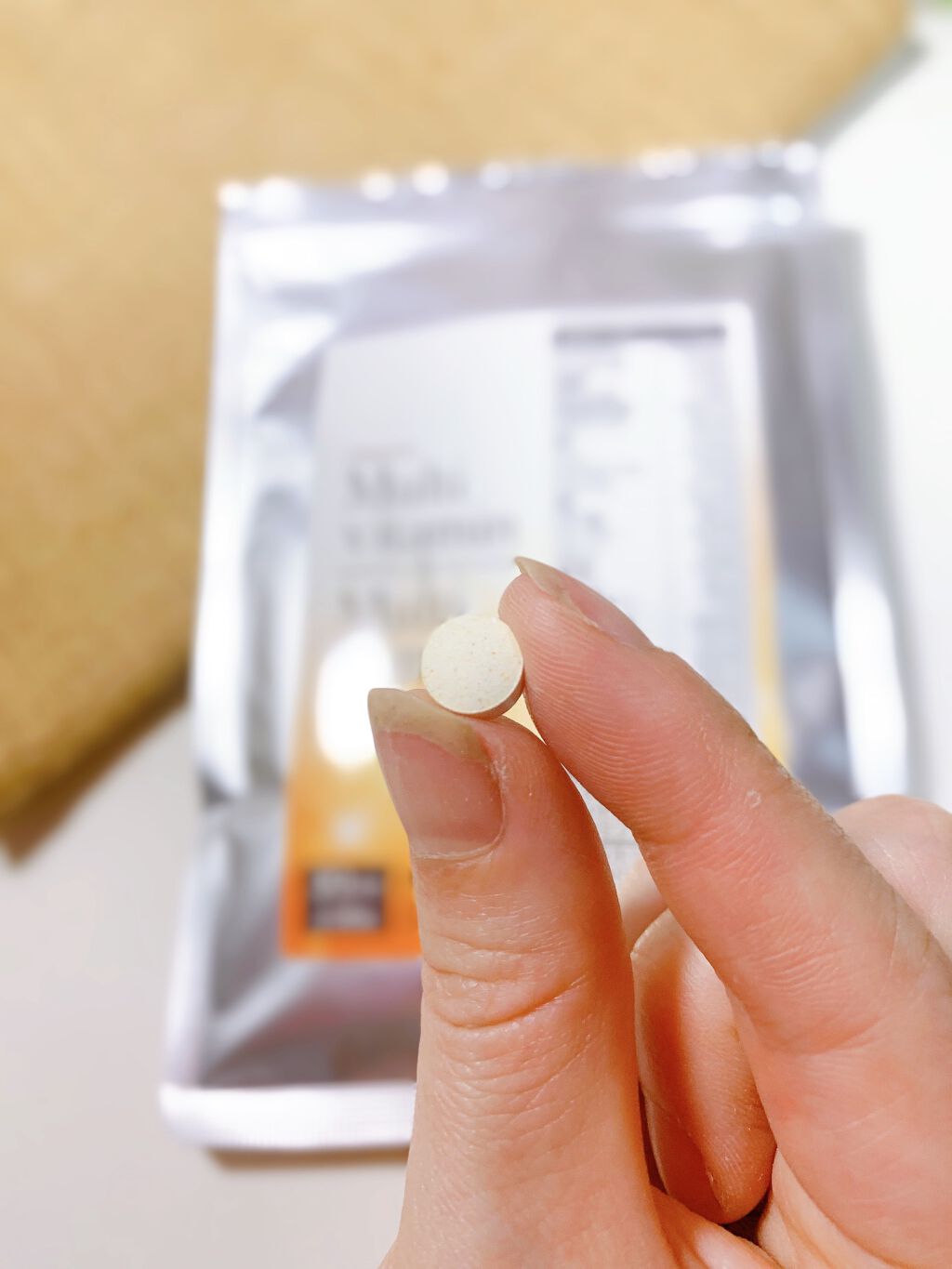 日高 on LIPS 「栄養素の基本、ビタミンとミネラルをサプリメントで補っています。..」(4枚目)