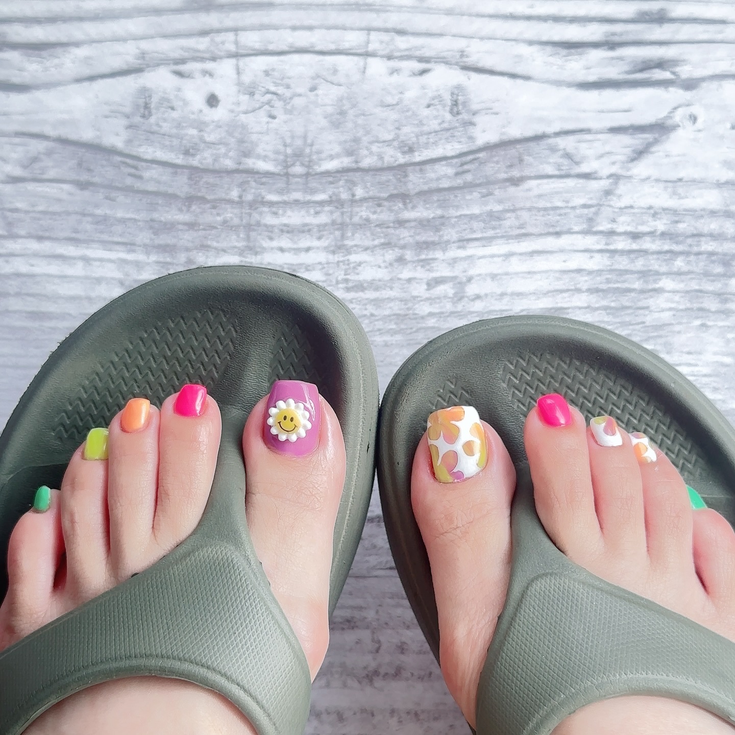 チャームスティックジェル N-4 ピンク/OMD/オールインワンネイルを使ったクチコミ（3枚目）