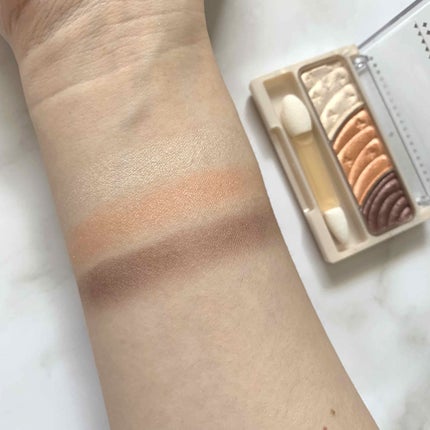 トーンアップアイシャドウ/CEZANNE/アイシャドウパレットを使ったクチコミ(3枚目)