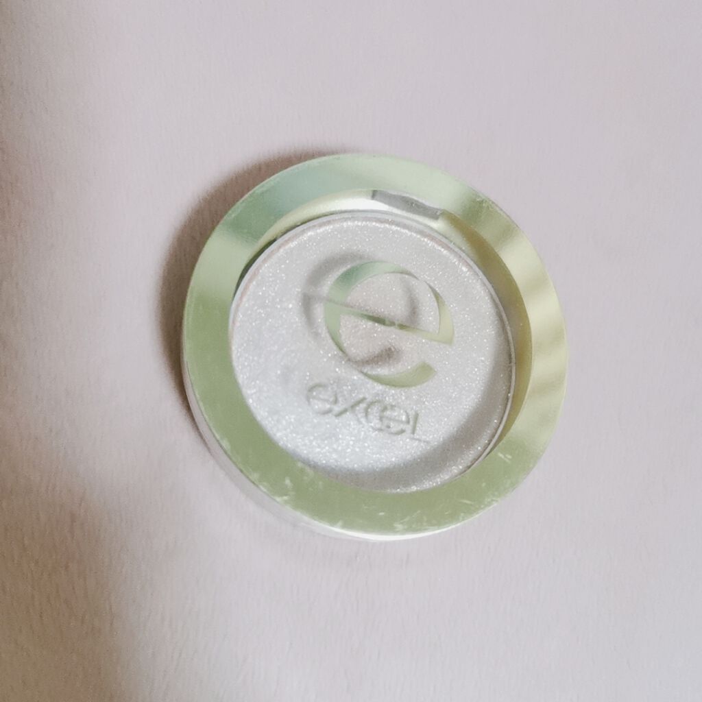 シャイニーシャドウ N/excel/単色アイシャドウを使ったクチコミ(1枚目)