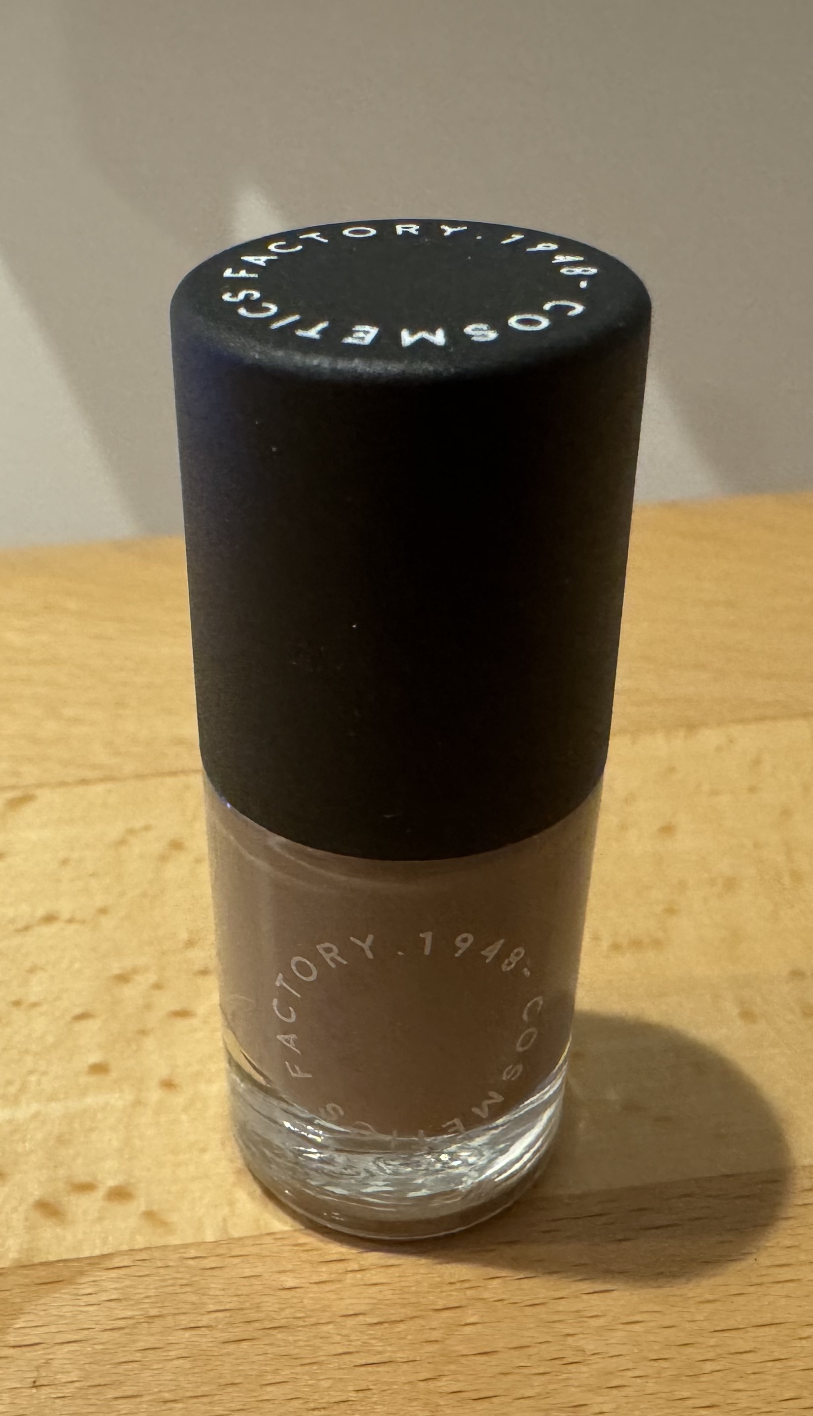1948 NUANCE NAIL COLOR.  11 DULL/1948- COSMETICS FACTORY./マニキュアを使ったクチコミ（1枚目）