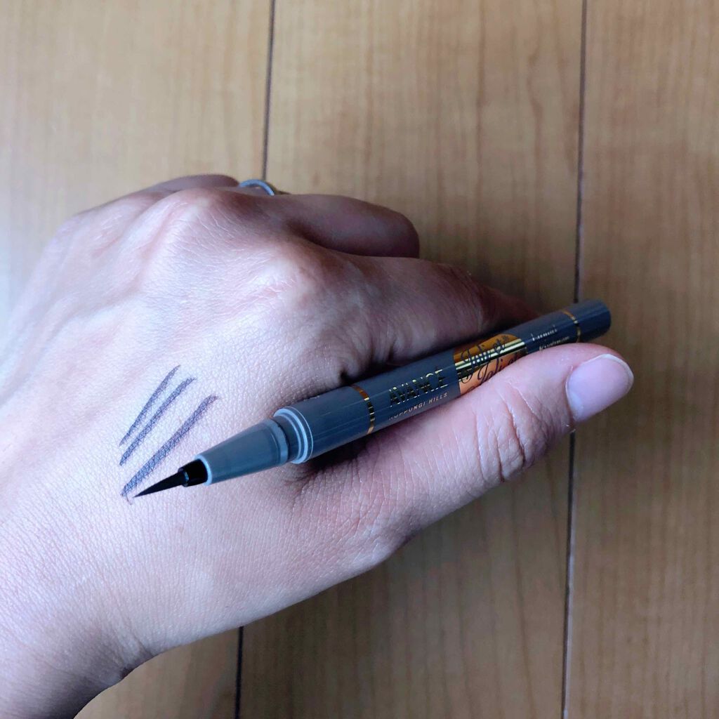 アヴァンセ ジョリ・エ ジョリ・エ リキッドアイライナー/アヴァンセ/リキッドアイライナーを使ったクチコミ(1枚目)