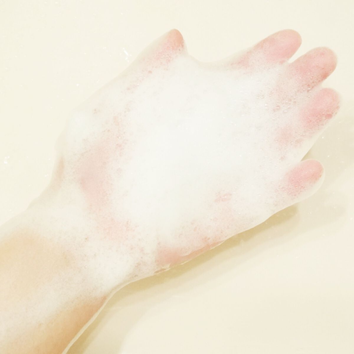 ボタニカルボディーソープ(モイスト)/BOTANIST/ボディソープを使ったクチコミ(3枚目)