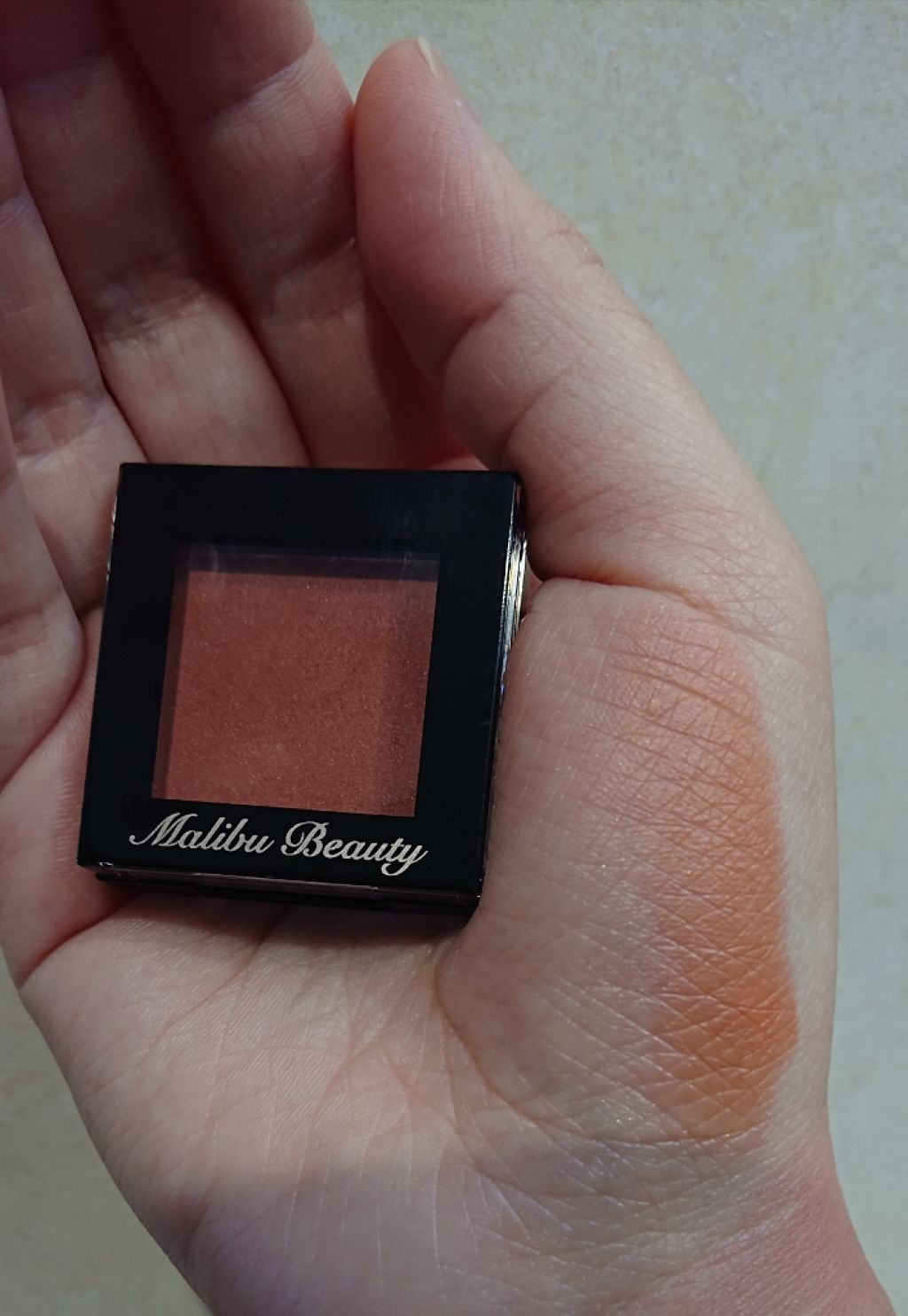 シングルアイシャドウ/マリブビューティー/単色アイシャドウを使ったクチコミ（2枚目）