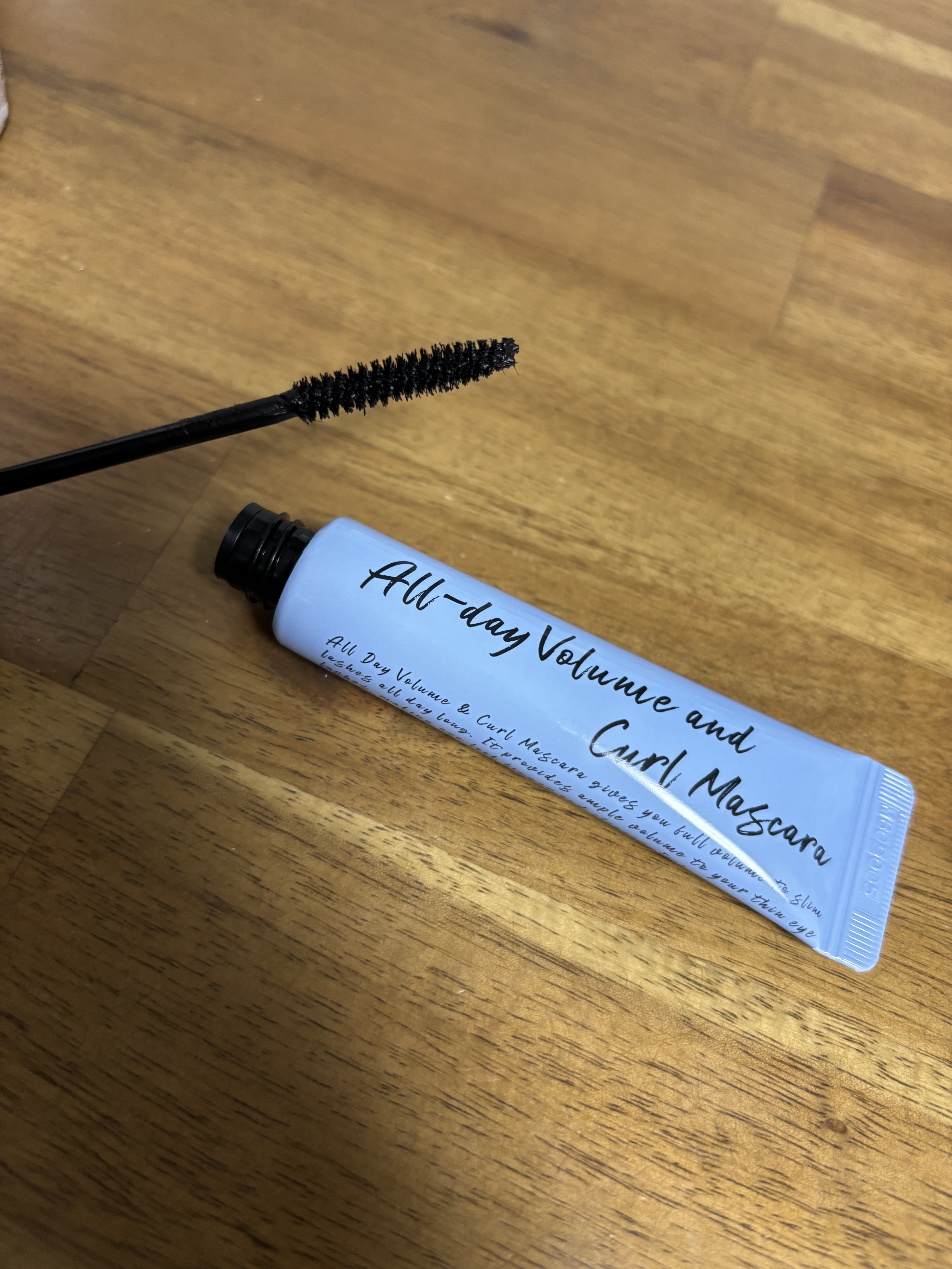 オールデイ ボリュームアンドカールマスカラ ブラック/Milk Touch/マスカラを使ったクチコミ（1枚目）