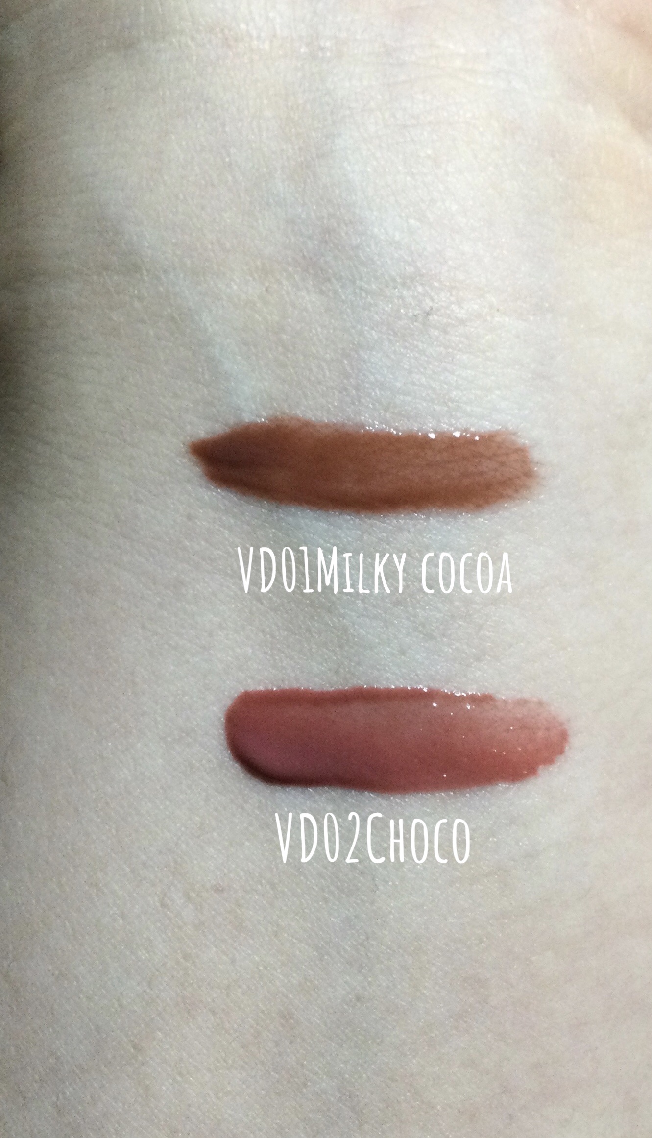 アンドバイロムアンド　グラッシーボムティント/&nd by rom&nd/リップティントを使ったクチコミ（2枚目）