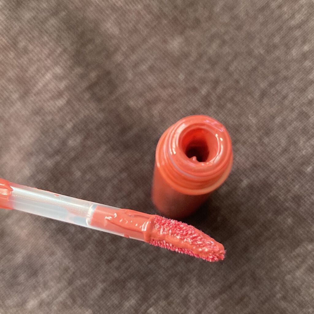 ジューシーラスティングティント/rom&nd/リップティントを使ったクチコミ（2枚目）