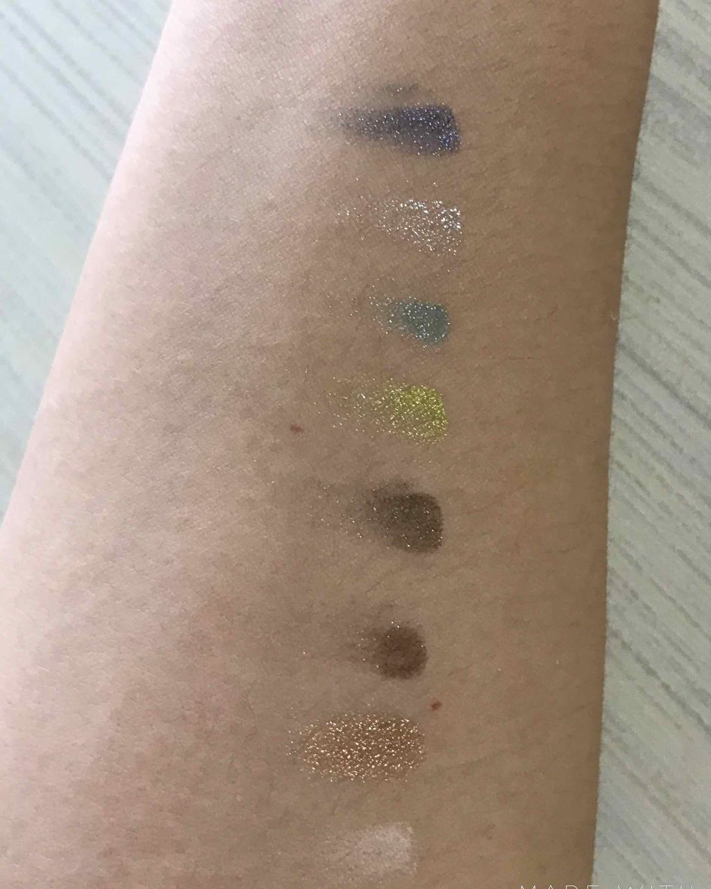 カラーステイ ルックス ブック パレット 910 プレイヤー/REVLON/アイシャドウパレットを使ったクチコミ（2枚目）