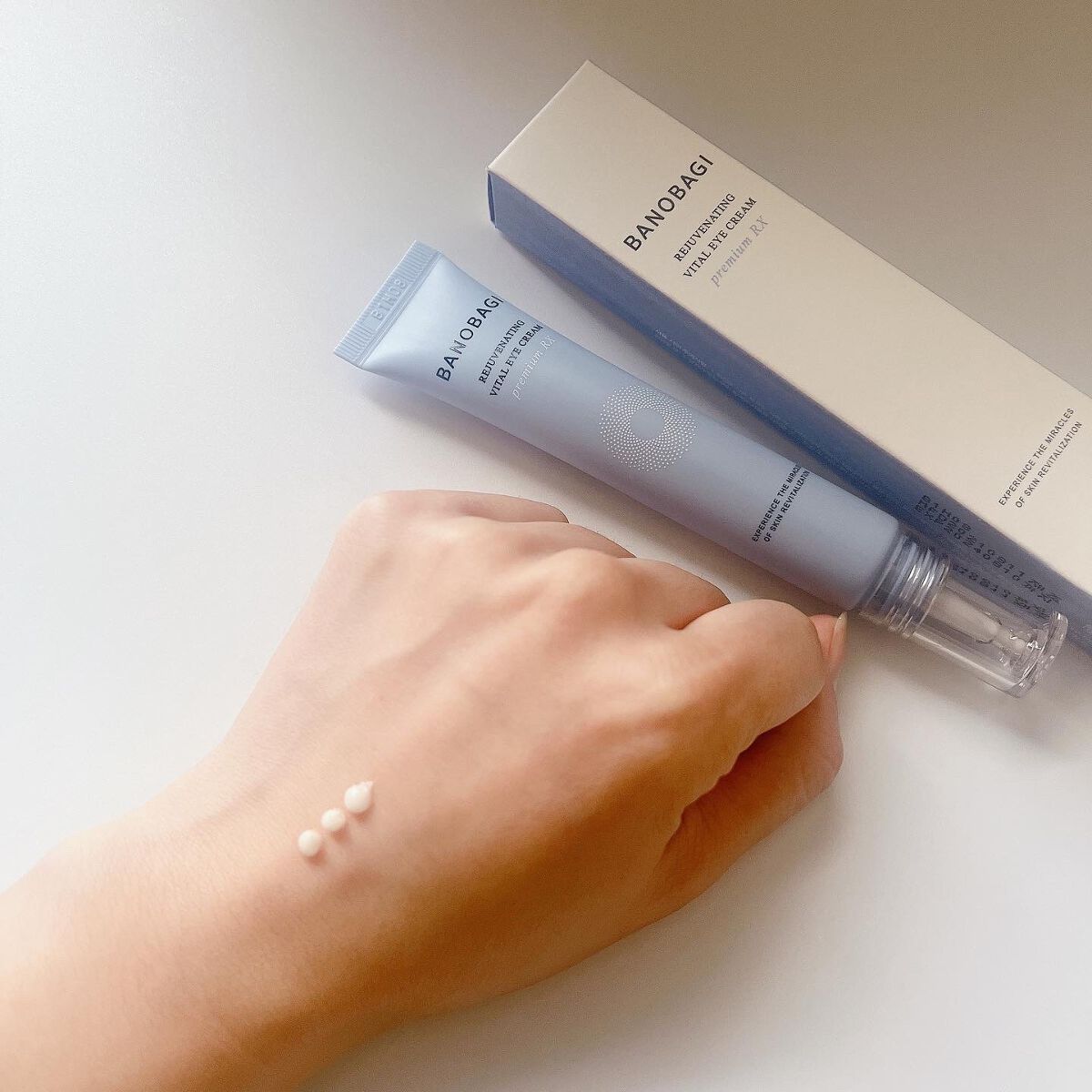 リジュブネイティング バイタルアイクリーム/BANOBAGI/アイケア・アイクリームを使ったクチコミ（2枚目）