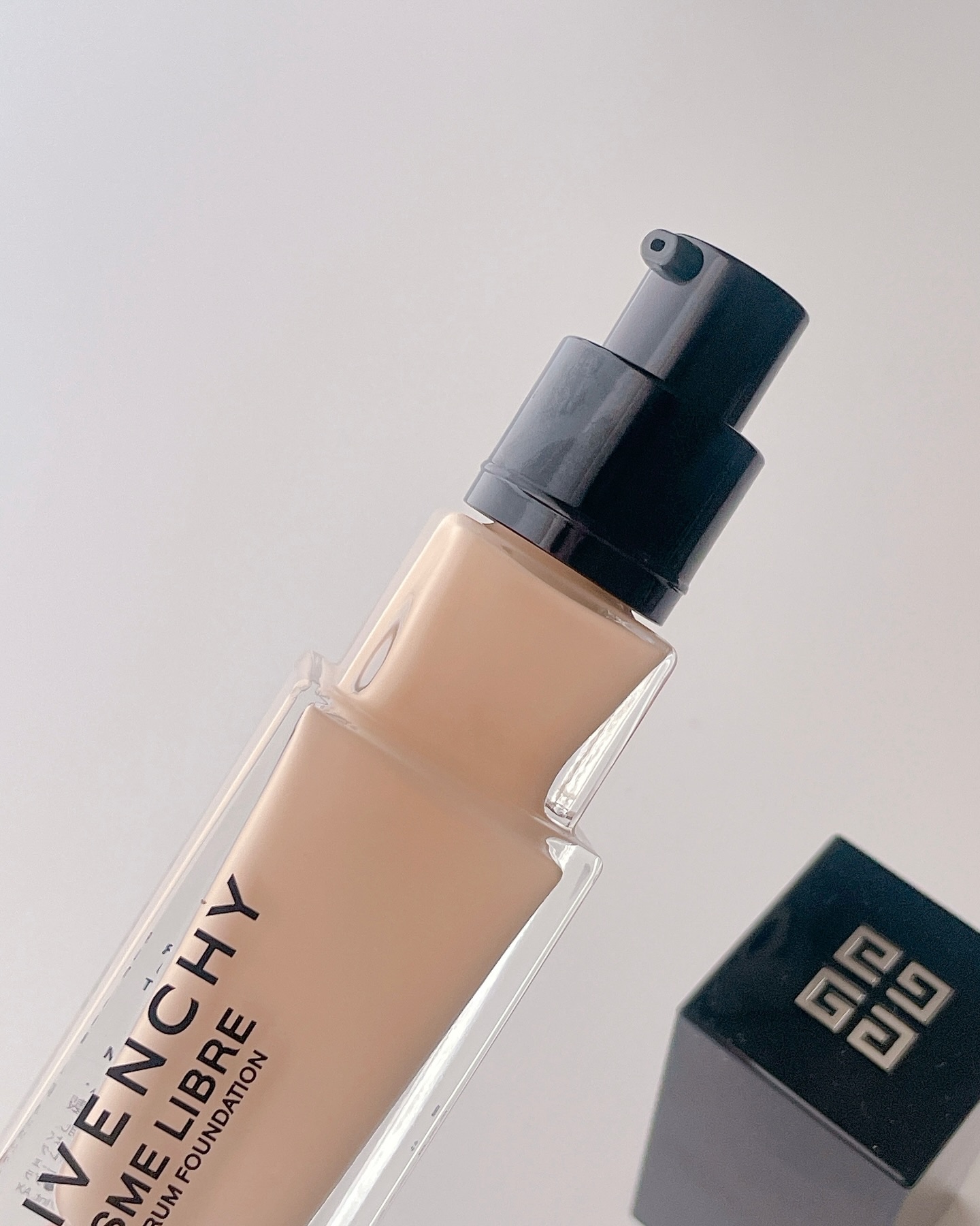 プリズム･リーブル･グロウ･セラム･ ファンデーション/GIVENCHY/リキッドファンデーションを使ったクチコミ（3枚目）