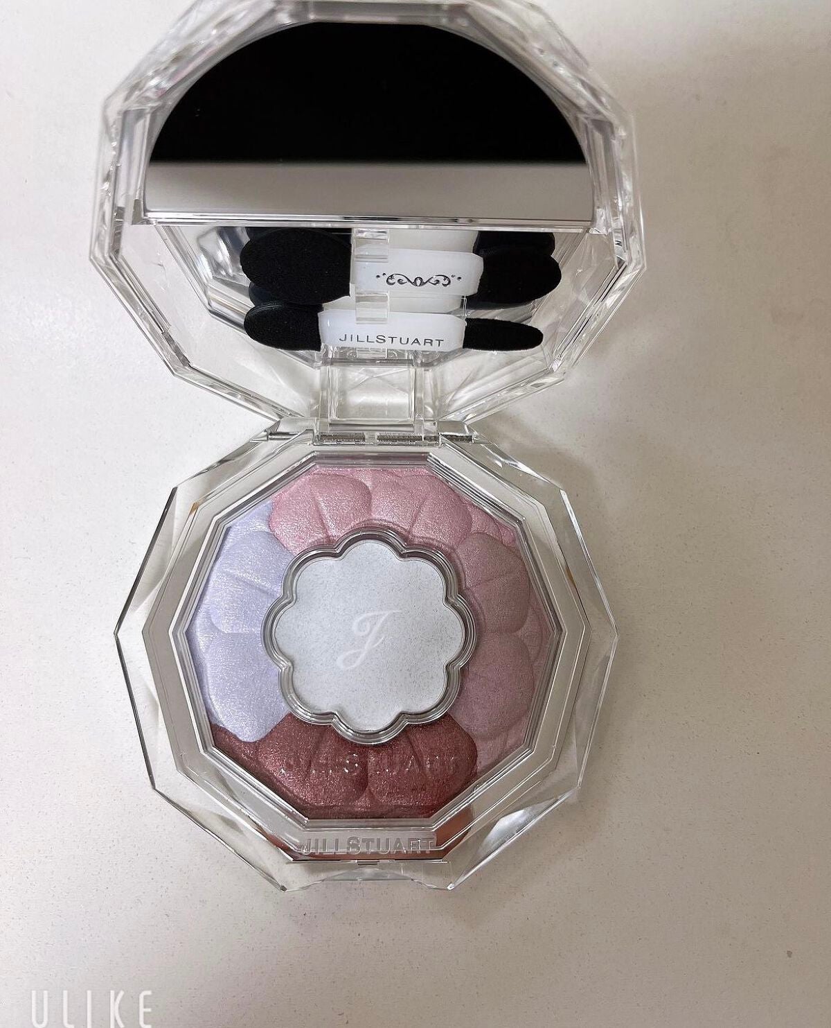 コントゥアリング アイシャドウ/DECORTÉ/アイシャドウパレットを使ったクチコミ(2枚目)