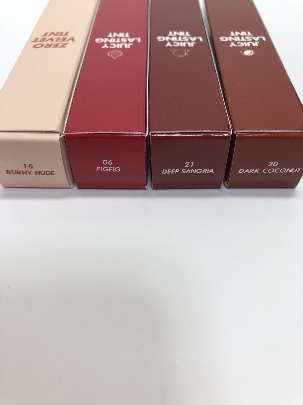 ジューシーラスティングティント/rom&nd/リップティントを使ったクチコミ（2枚目）