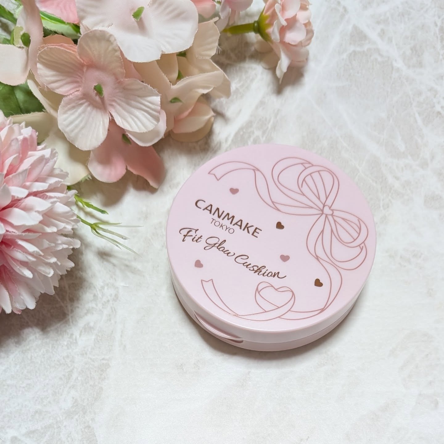 キャンメイク フィットグロウクッションのクチコミ「｢キャンメイク｣さまから商品提供をいただきました。

厚塗り感のない、みずみずしく軽い付け心地.....」（3枚目）