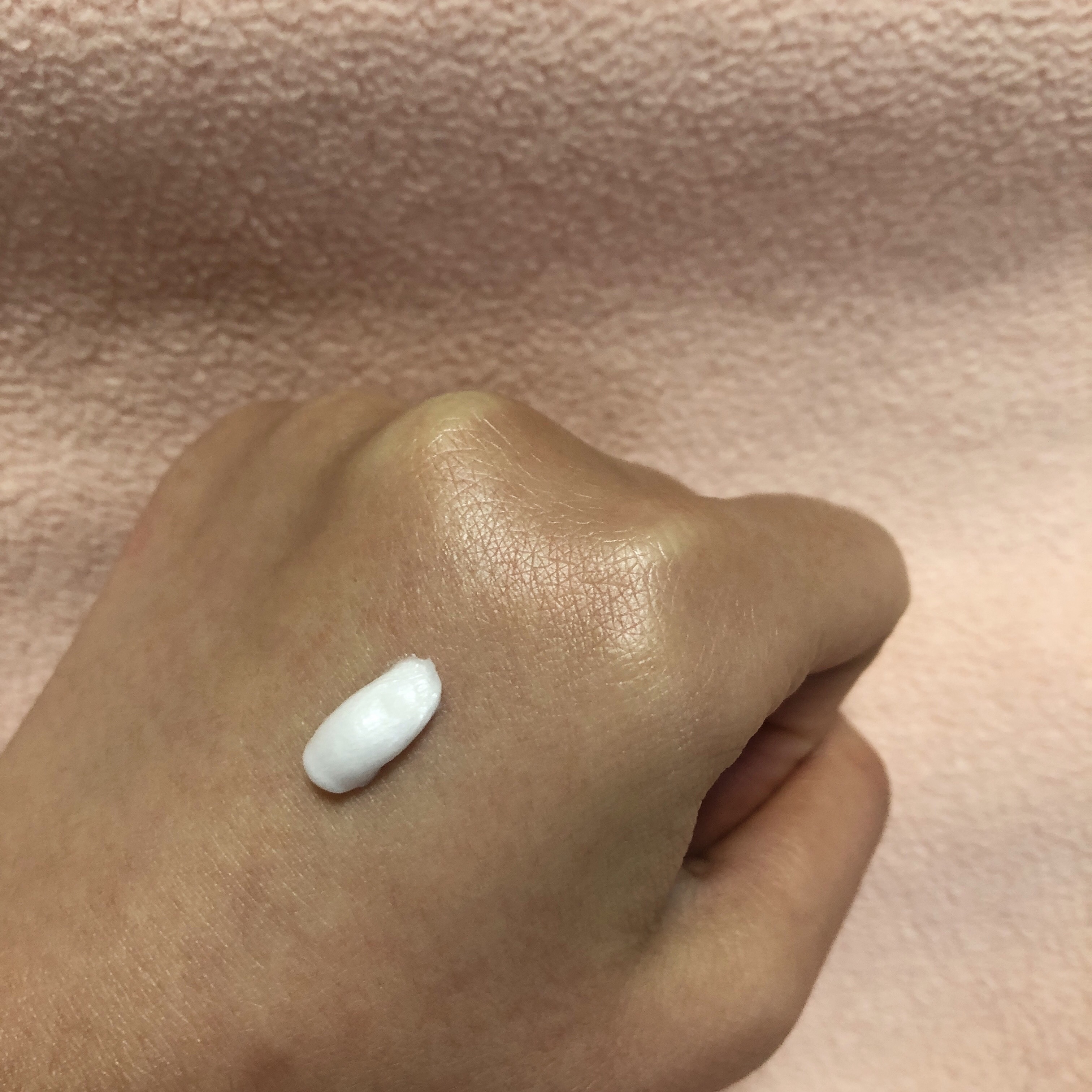 オハナ・マハロ フレグランス ハンドクリーム  ハリーア ノヘア/OHANA MAHAALO/ハンドクリームを使ったクチコミ（3枚目）