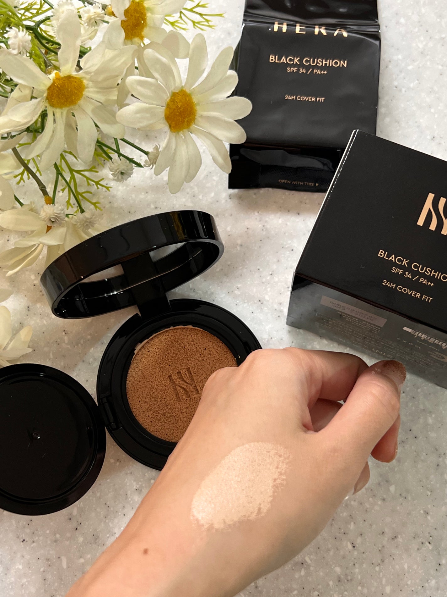ブラック クッション/HERA/クッションファンデーションを使ったクチコミ(6枚目)