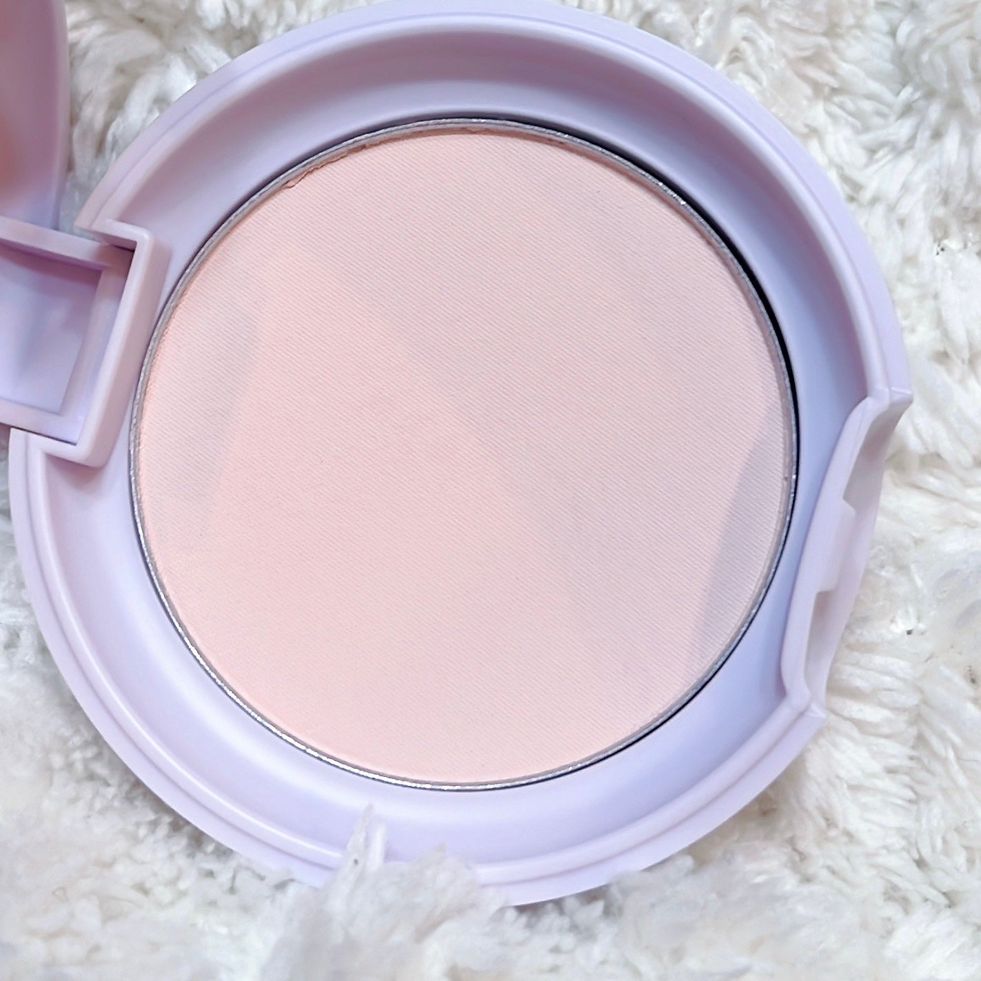 パーフェクティング シルキーフィット パウダー/VDL/プレストパウダーを使ったクチコミ(3枚目)