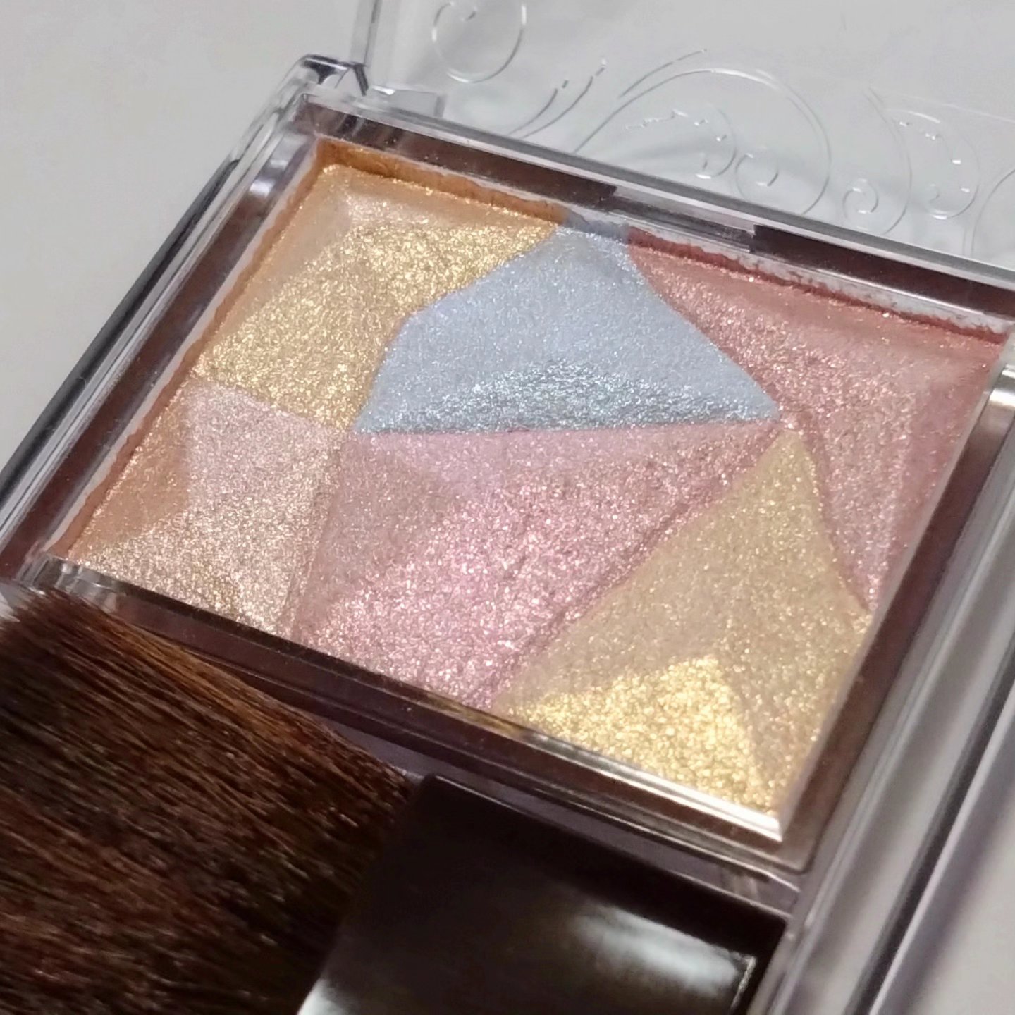 パールグロウハイライト/CEZANNE/ハイライト・シェーディングを使ったクチコミ（3枚目）