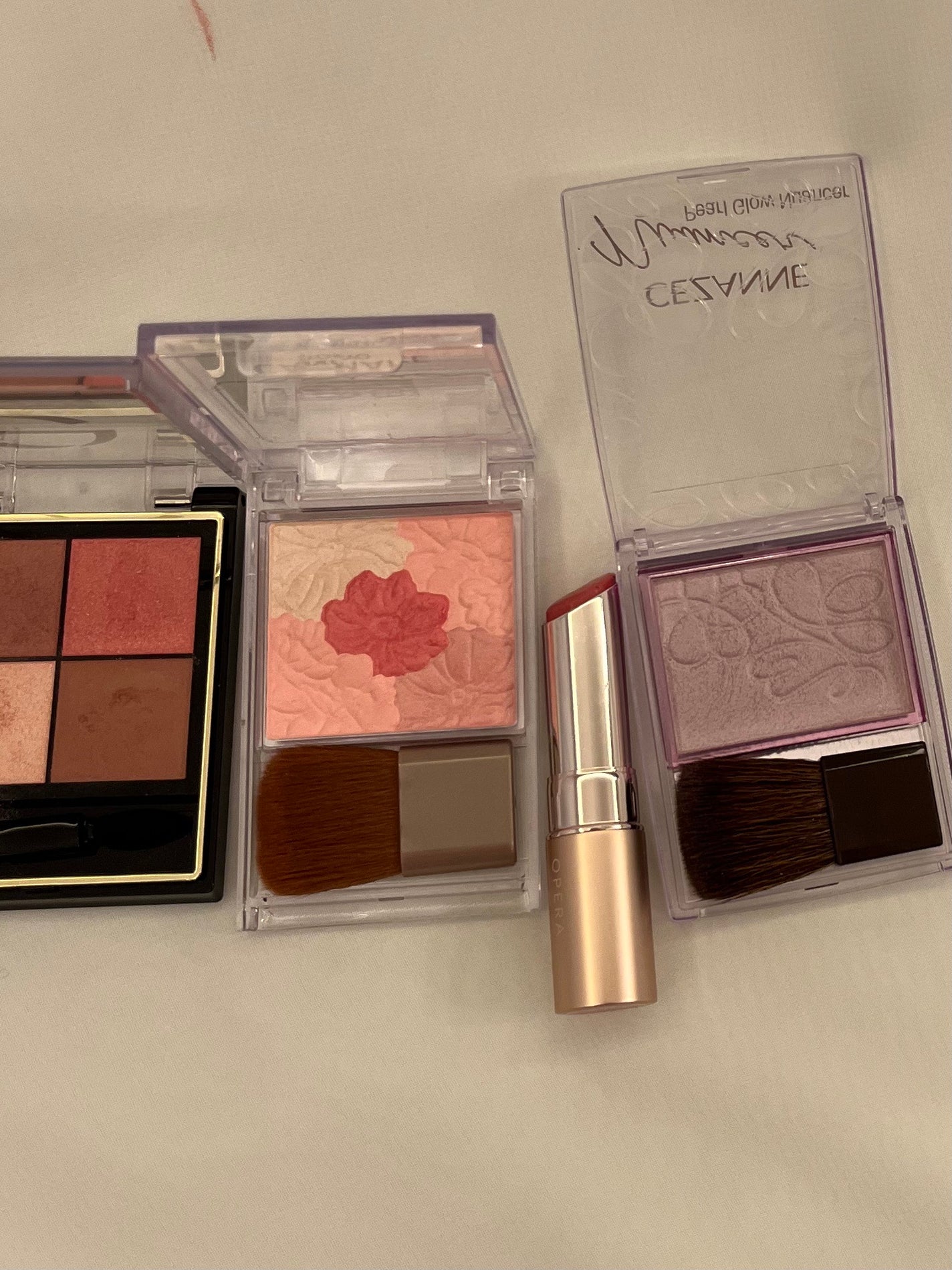 グロウフルールチークス/キャンメイク/パウダーチークを使ったクチコミ(1枚目)