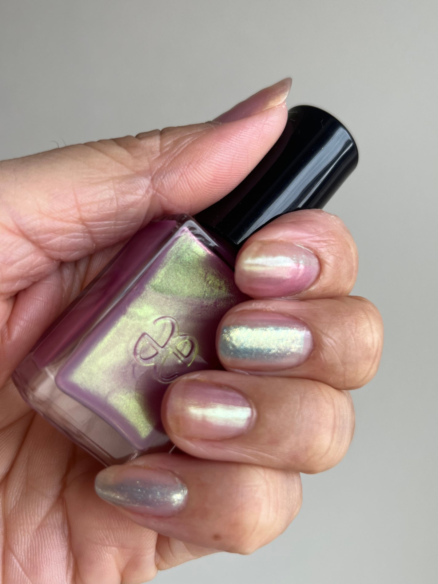 エレガンス ラズル エナメルラッカー/エレガンス ラズル /マニキュアを使ったクチコミ(2枚目)