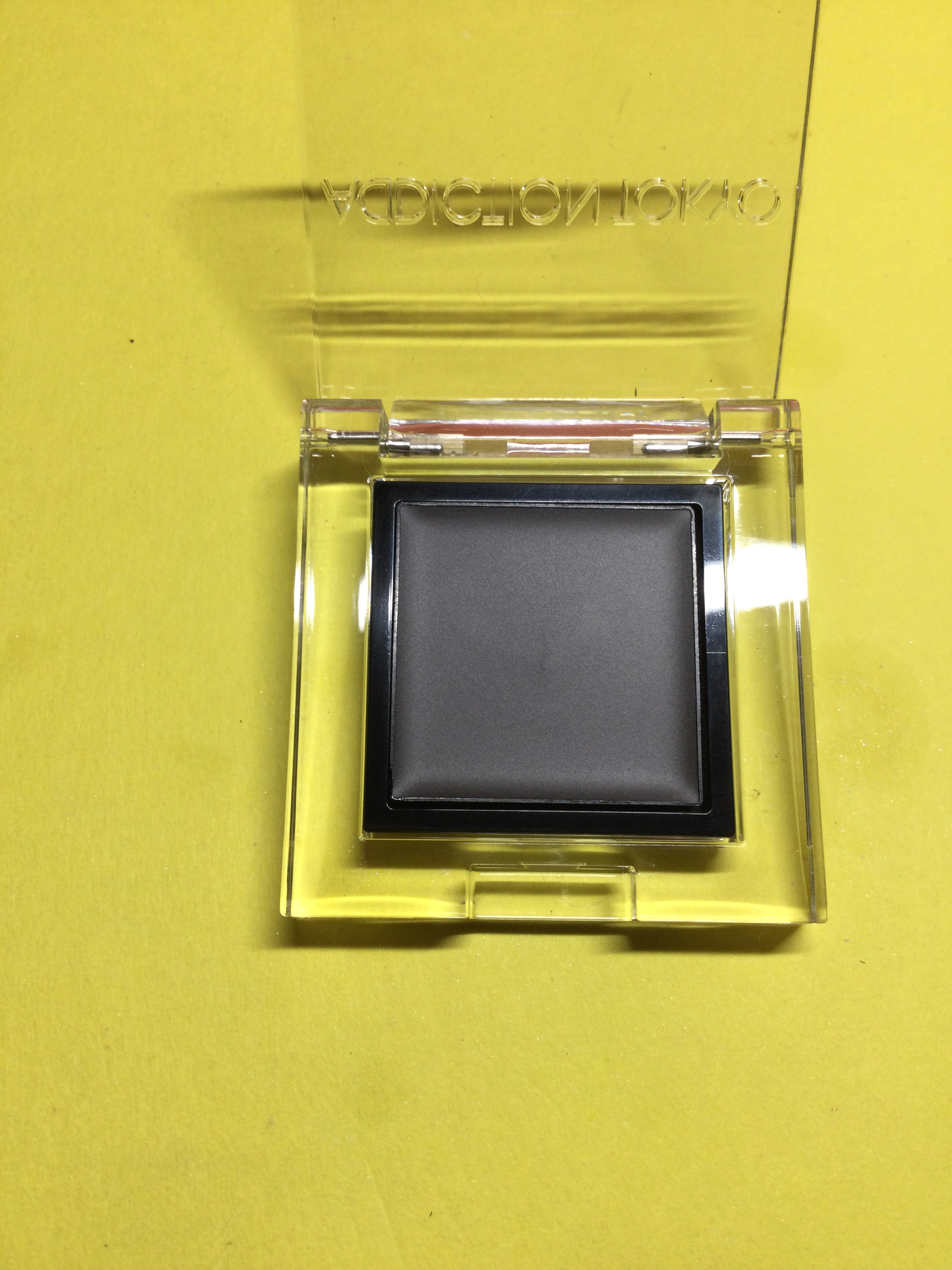 アディクション　ザ アイシャドウ マルチ ティント 005T Hidden Brown/ADDICTION/ジェル・クリームアイシャドウを使ったクチコミ（2枚目）