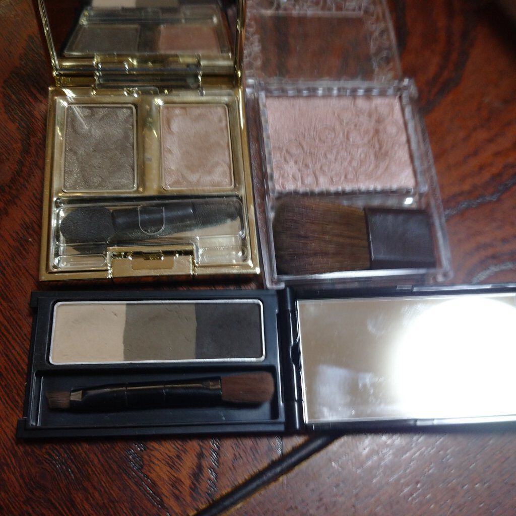 エレガンス アルモニーアイズ/Elégance/アイシャドウパレットを使ったクチコミ（2枚目）