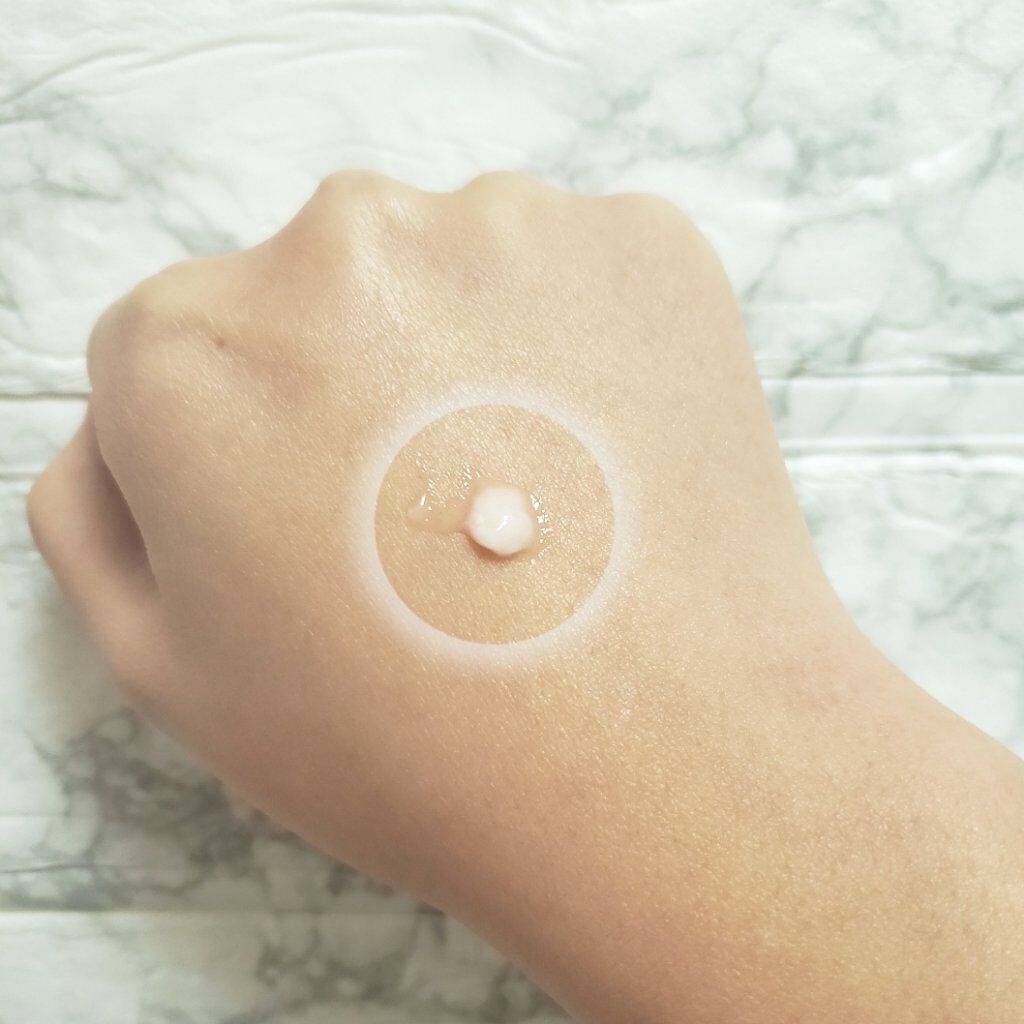 ハンド＆ヘア ライトセラム/AUTHENTIC BEAUTY CONCEPT/ハンドクリームを使ったクチコミ（3枚目）