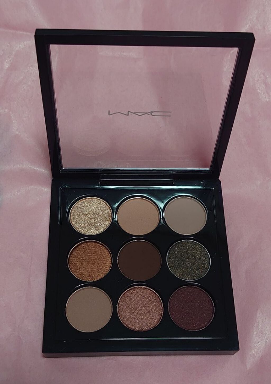 スモール アイシャドウ×9/M・A・C/アイシャドウパレットを使ったクチコミ(1枚目)