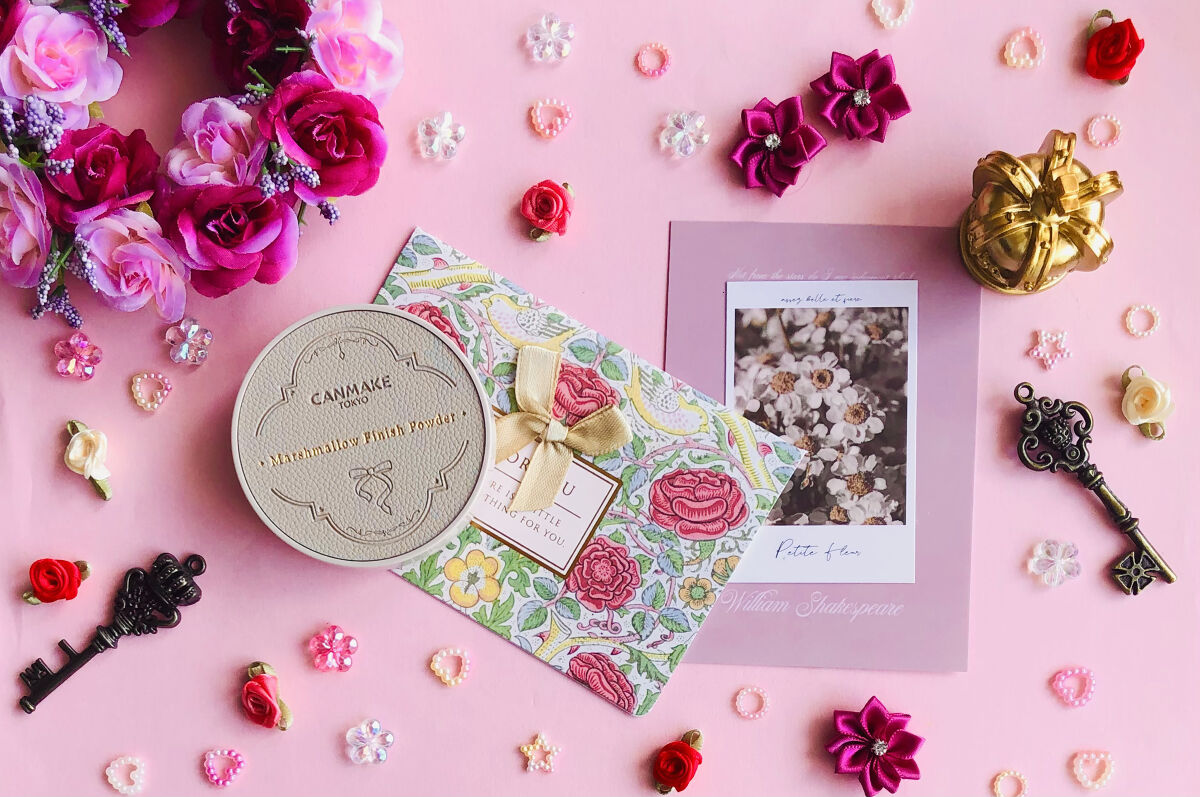 マシュマロフィニッシュパウダー　～Abloom～/キャンメイク/プレストパウダーを使ったクチコミ（1枚目）