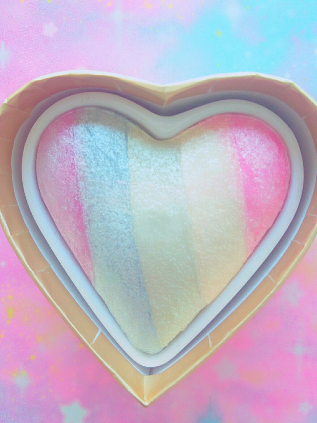 ハートハイライター ユニコーンハート/MAKEUP REVOLUTION/パウダーハイライトを使ったクチコミ(4枚目)