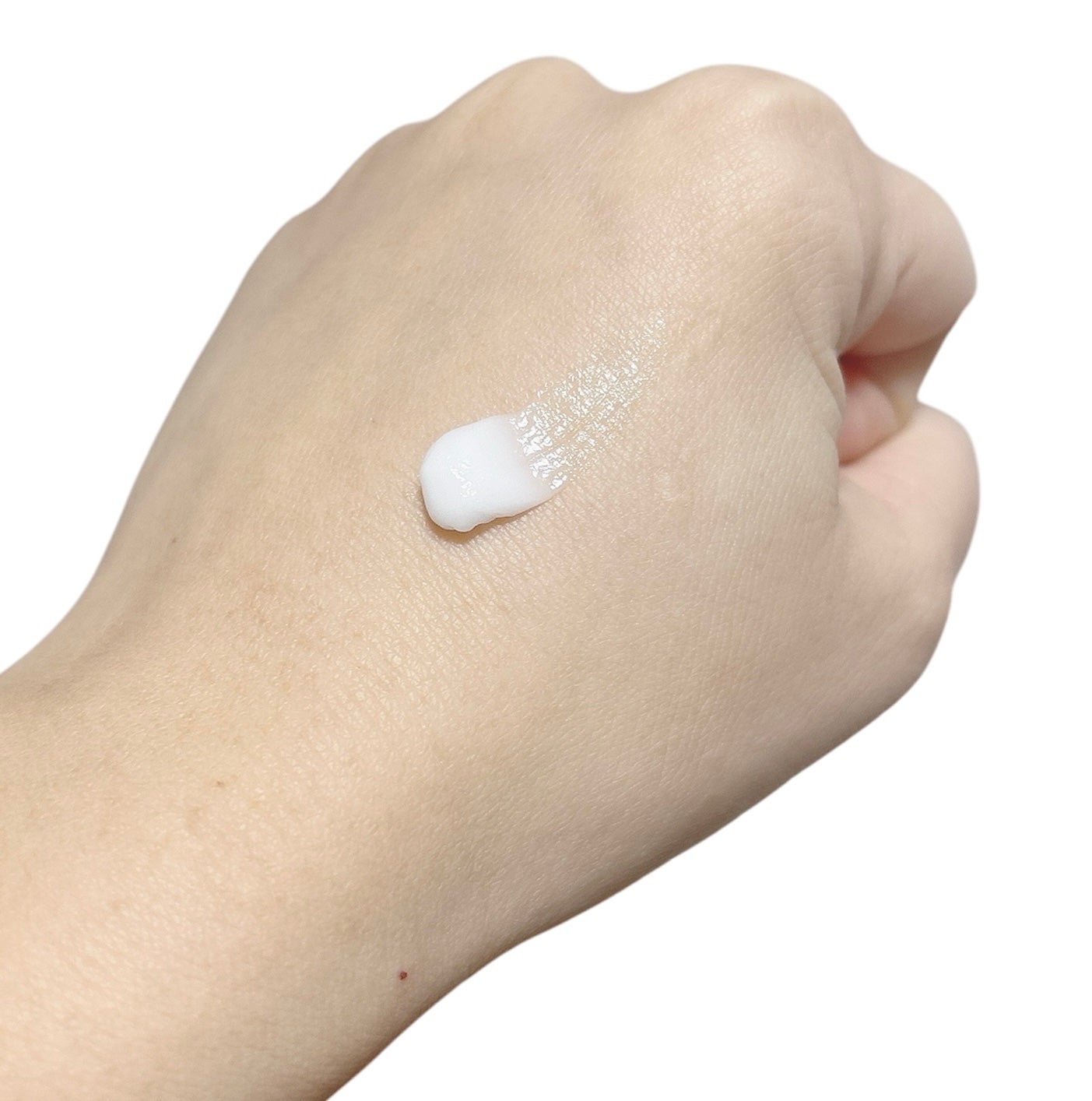 キモノ ユイ パフュームド ハンドクリーム /DECORTÉ/ハンドクリームを使ったクチコミ(2枚目)