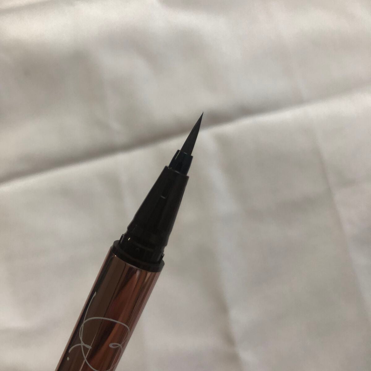 リキッドアイライナーR4/ラブ・ライナー/リキッドアイライナーを使ったクチコミ(4枚目)