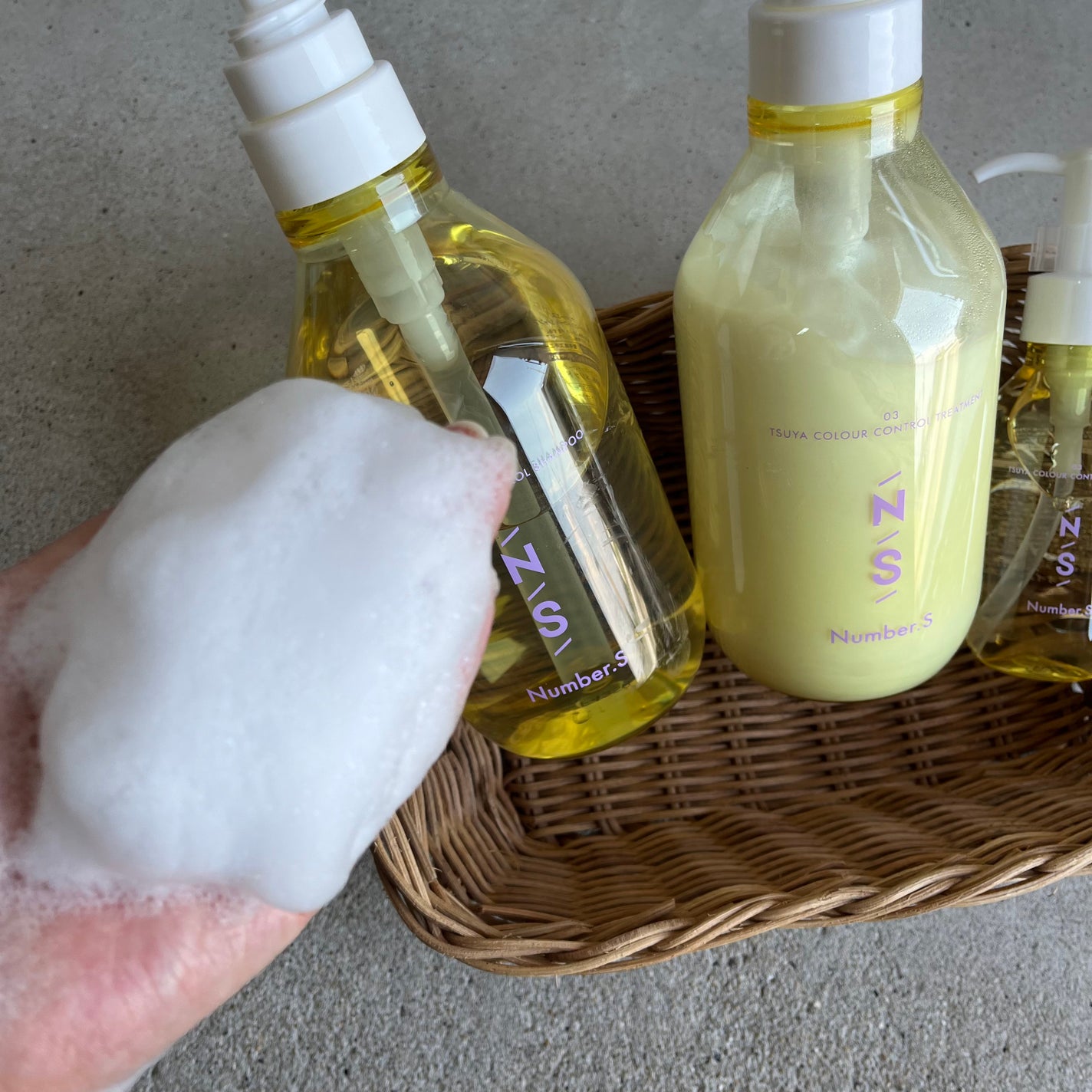 ツヤカラーコントロール シャンプー/ ヘアトリートメント/Number.S /市販シャンプーを使ったクチコミ(3枚目)