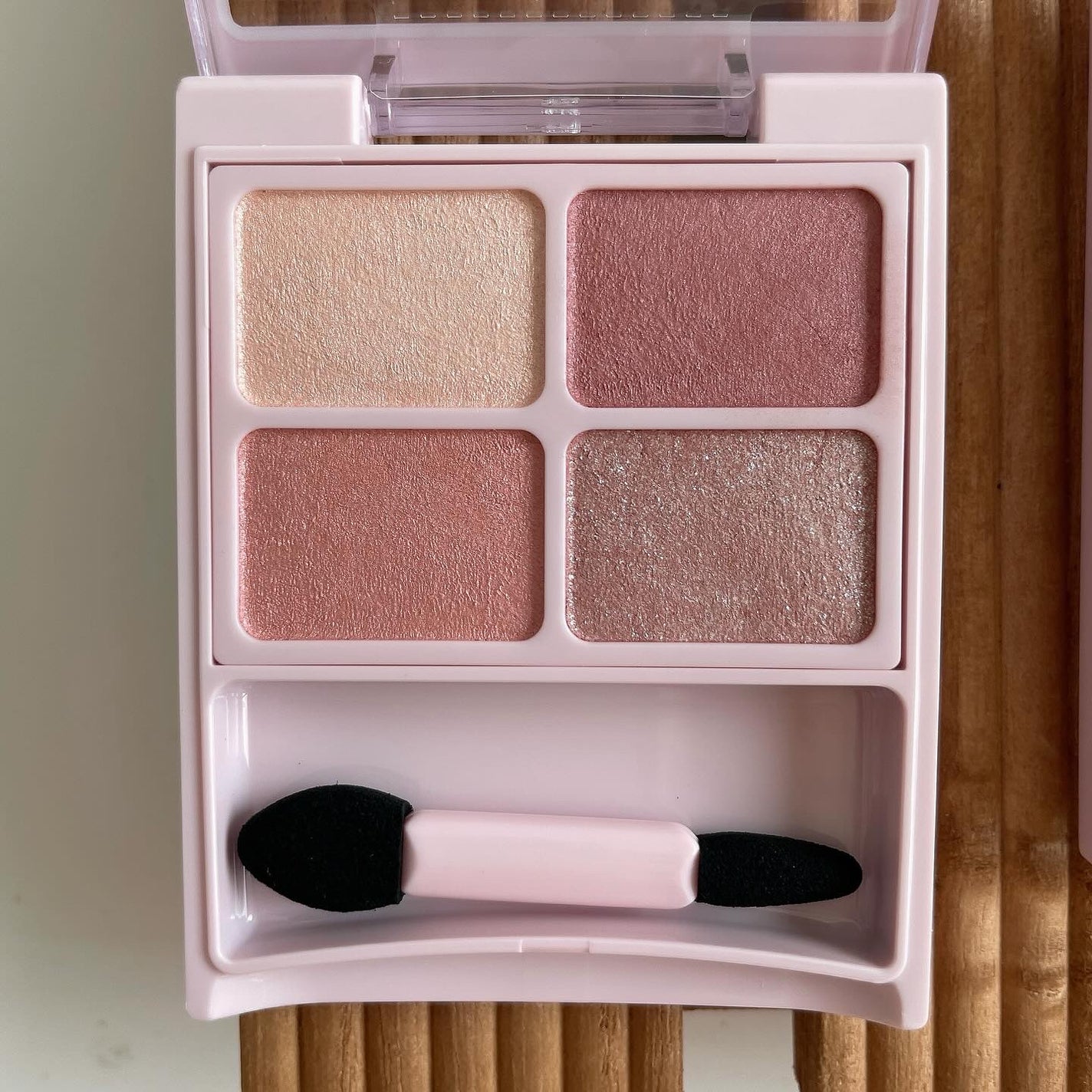 デイジードール アイカラー パレット/DAISY DOLL by MARY QUANT/アイシャドウパレットを使ったクチコミ(3枚目)