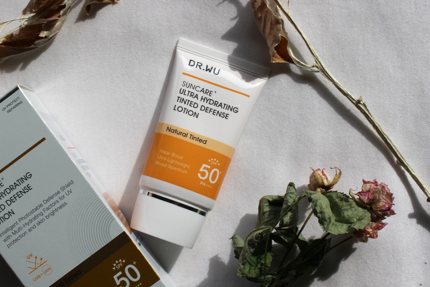 サンスクリーン+モイスト(色付き)<日焼け止め>/DR.WU/日焼け止めローションを使ったクチコミ(2枚目)