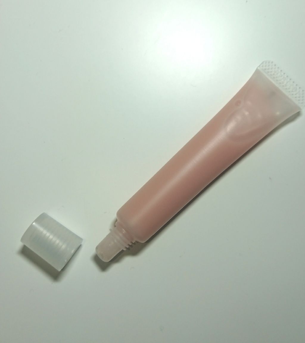 リップエッセンス/無印良品/リップケアを使ったクチコミ(2枚目)