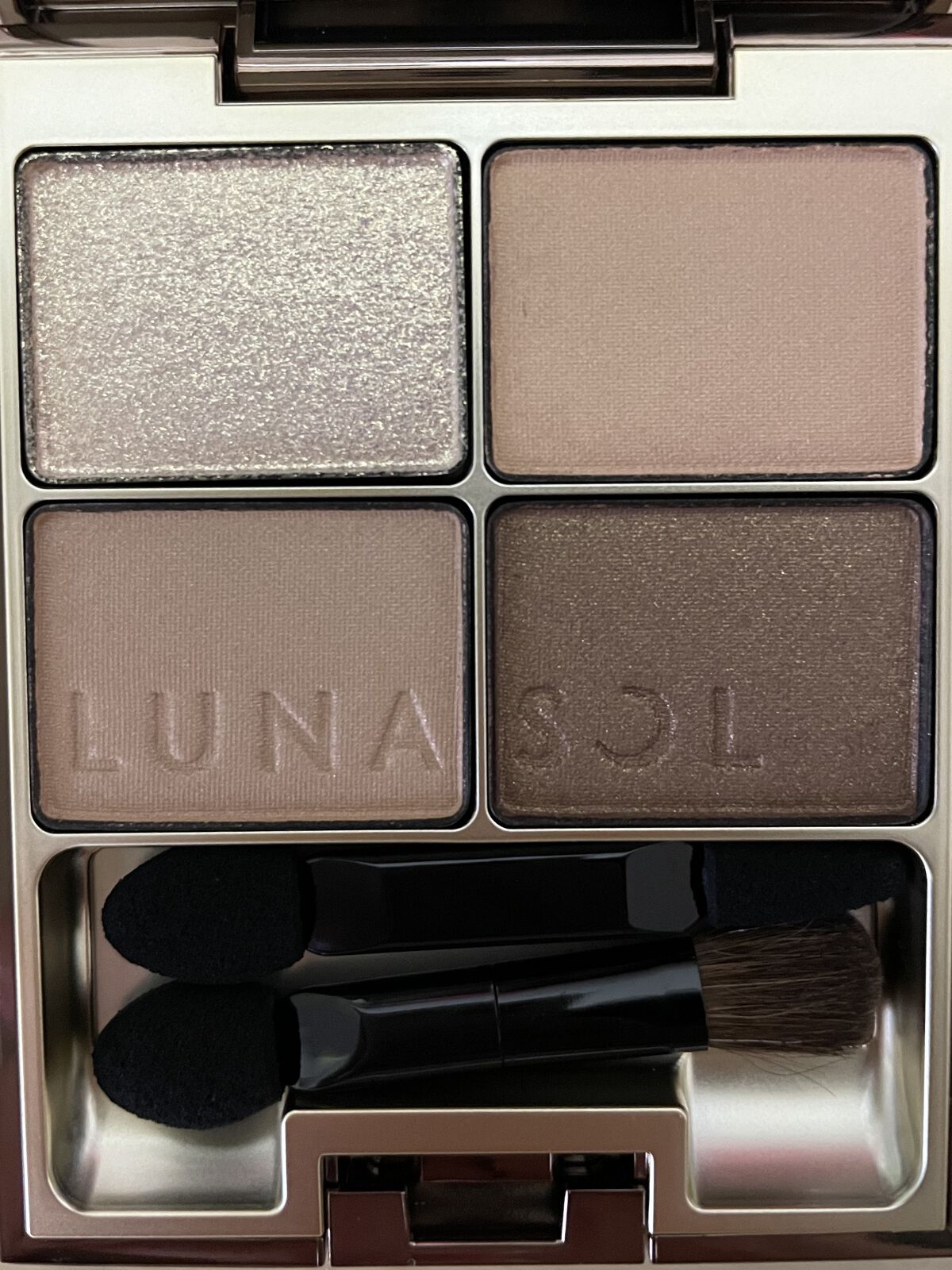 スキンモデリングアイズ/LUNASOL/アイシャドウパレットを使ったクチコミ（2枚目）