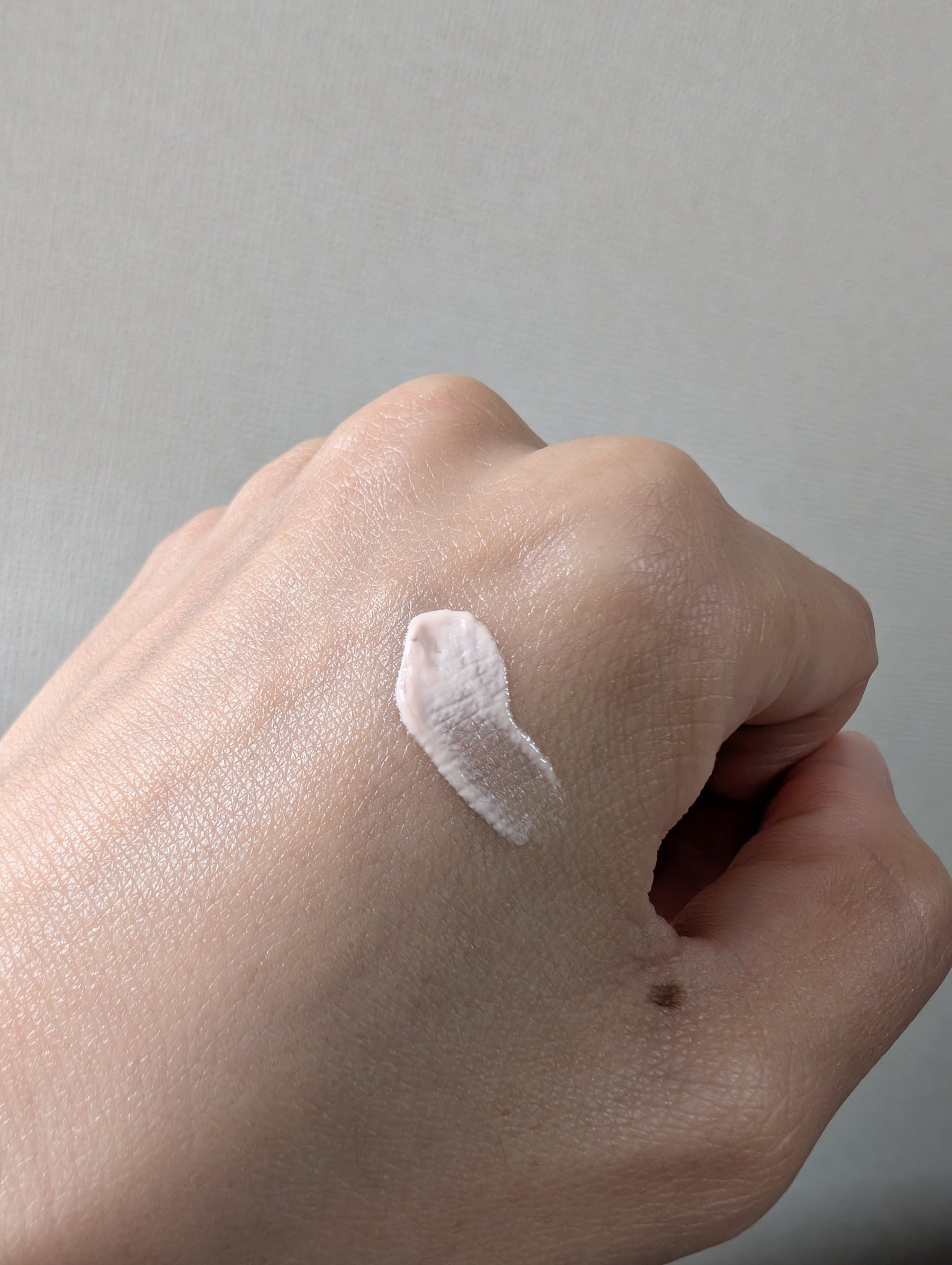 ケイト カラーコントロールアイベース/KATE/アイシャドウベースを使ったクチコミ（3枚目）