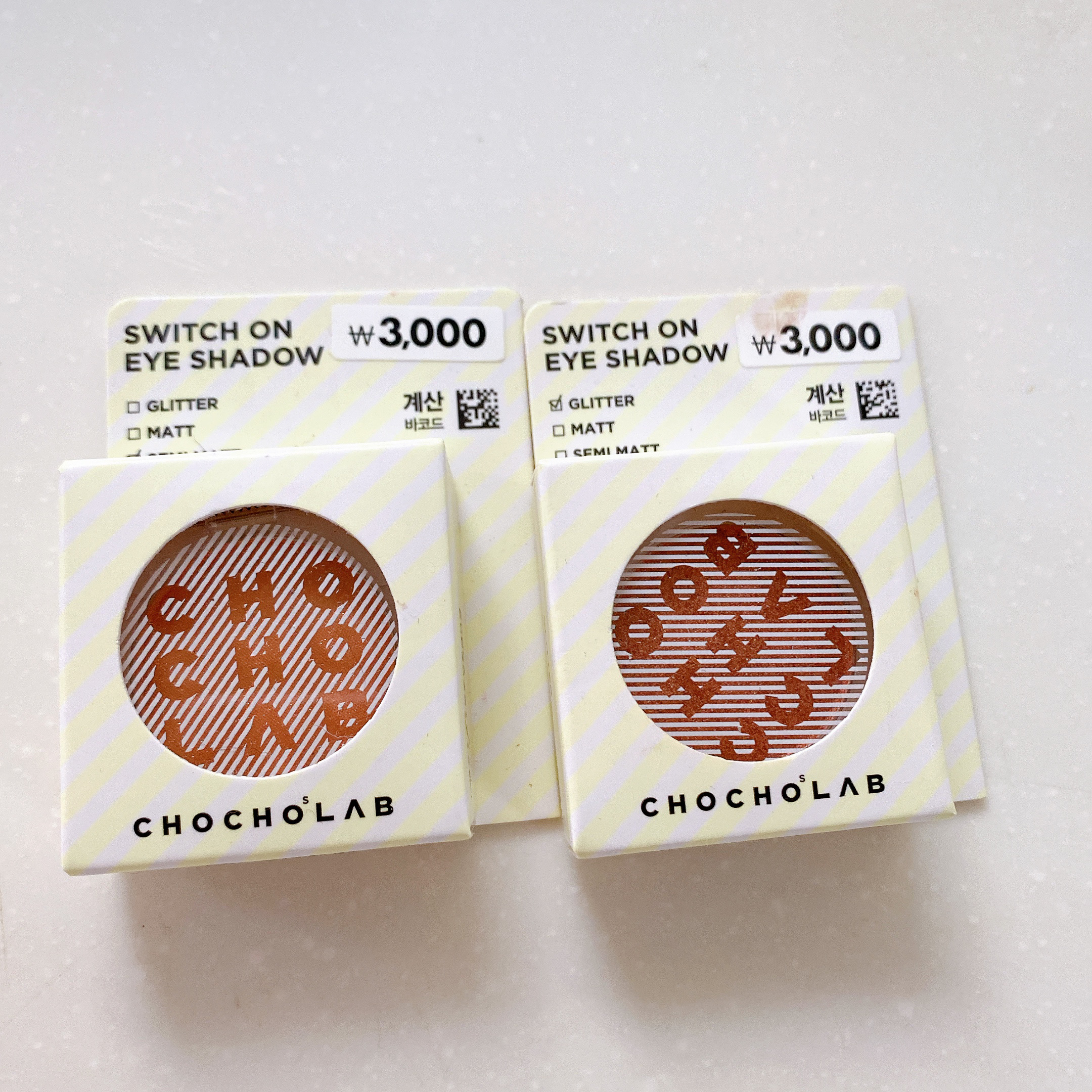 スイッチオン アイシャドー 2.エイプリルサンセット/CHOCHOSLAB/単色アイシャドウを使ったクチコミ（3枚目）