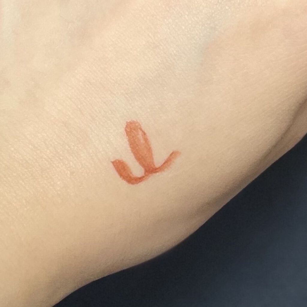 「密着アイライナー」ショート筆リキッド/デジャヴュ/リキッドアイライナーを使ったクチコミ（2枚目）