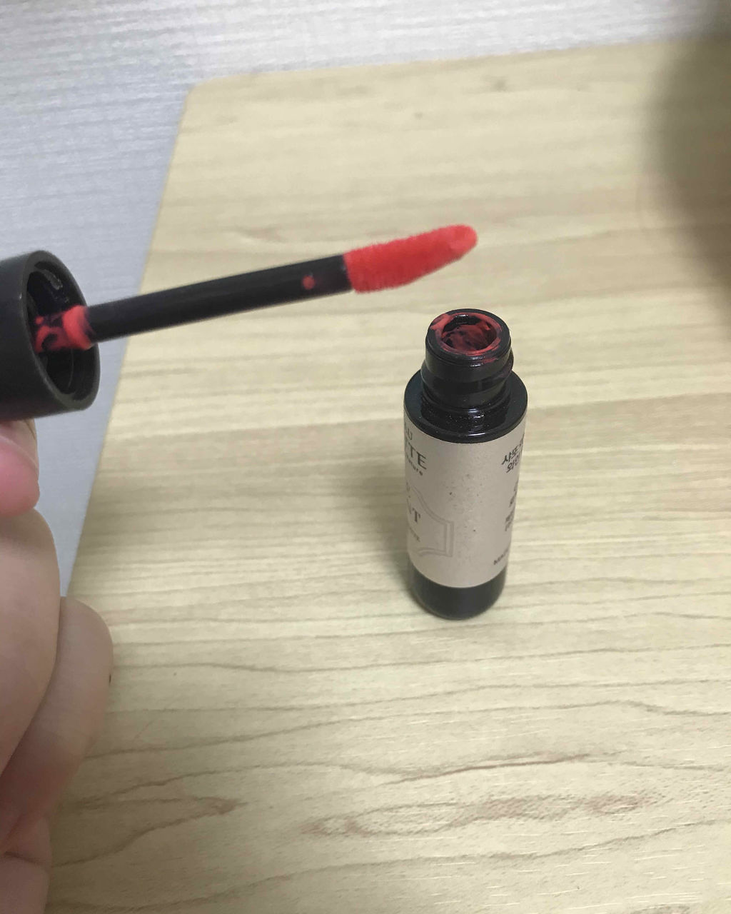 ワインリップティント CR01 ロゼコーラル/LABIOTTE/リップティントを使ったクチコミ（2枚目）