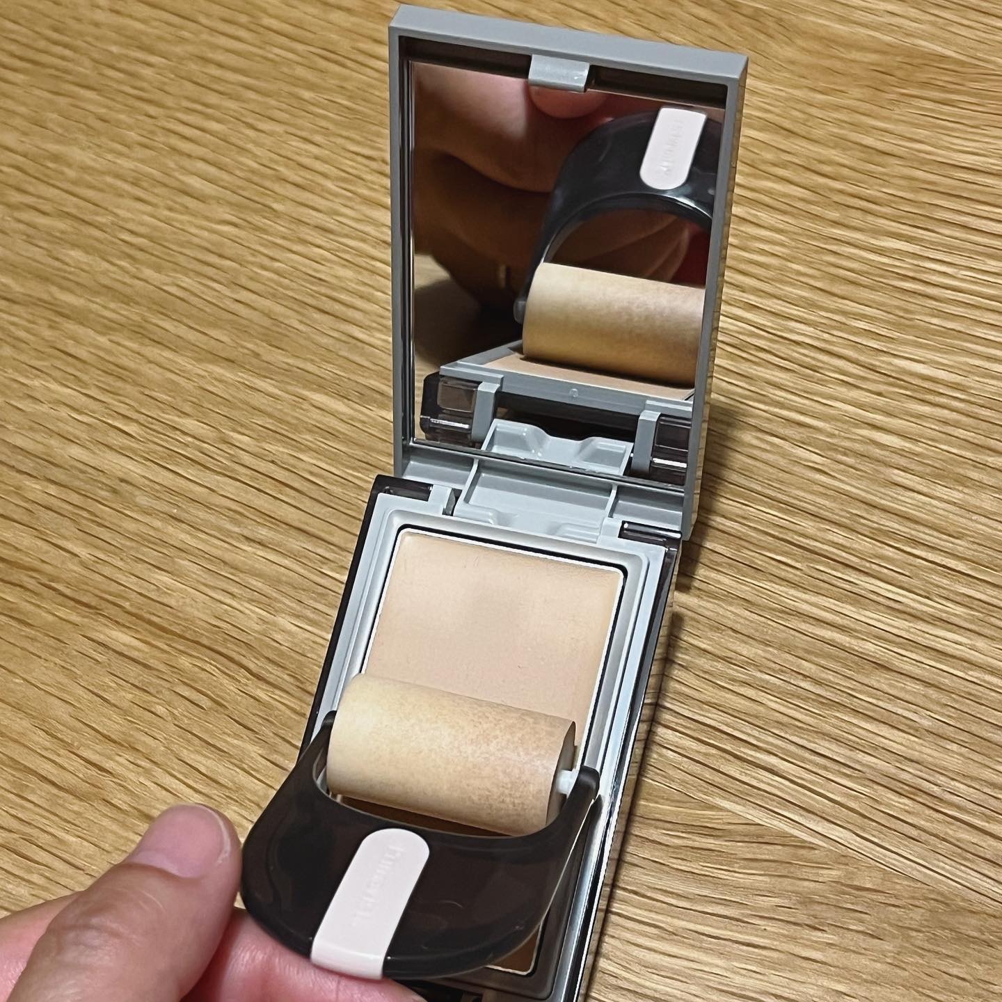 プリマヴィスタ デイトリートメントバーム 〈ローラータイプ〉 オークル05(レフィル)/プリマヴィスタ/その他ファンデーションを使ったクチコミ（2枚目）