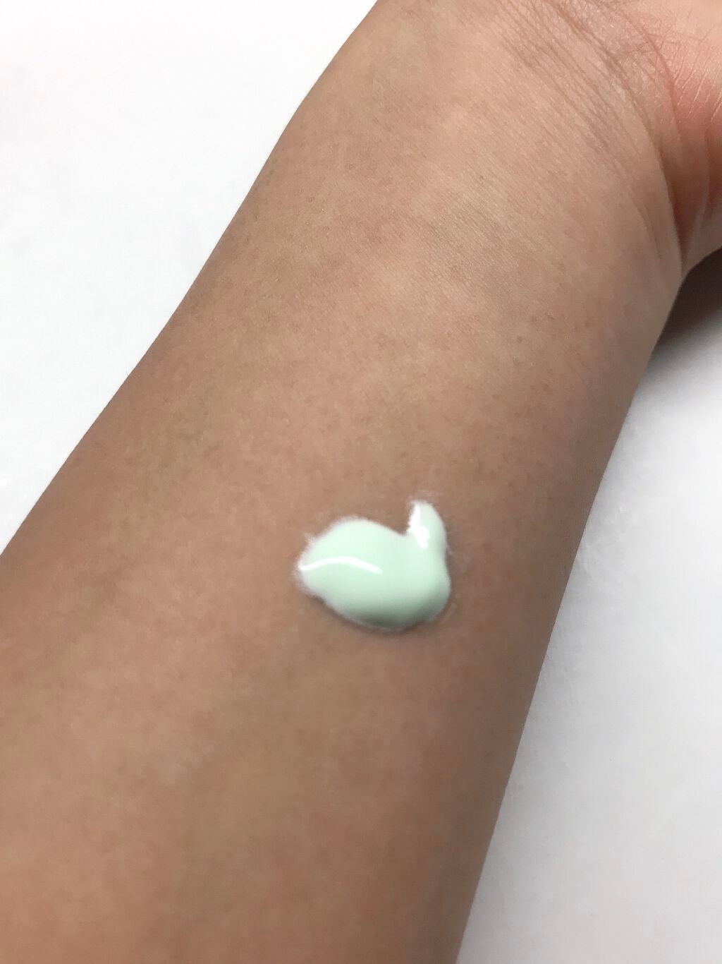 スキンアクア トーンアップUVエッセンス/スキンアクア/日焼け止めクリームを使ったクチコミ(3枚目)