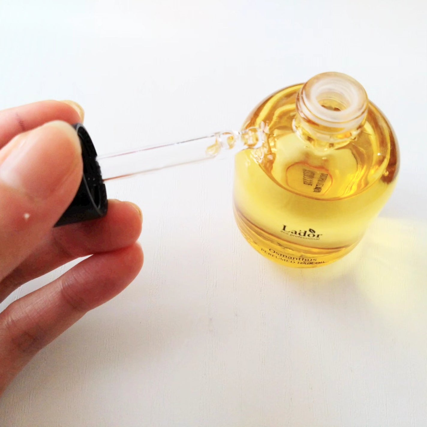 パフュームヘアオイル オスマンサス/La'dor/ヘアオイルを使ったクチコミ(2枚目)