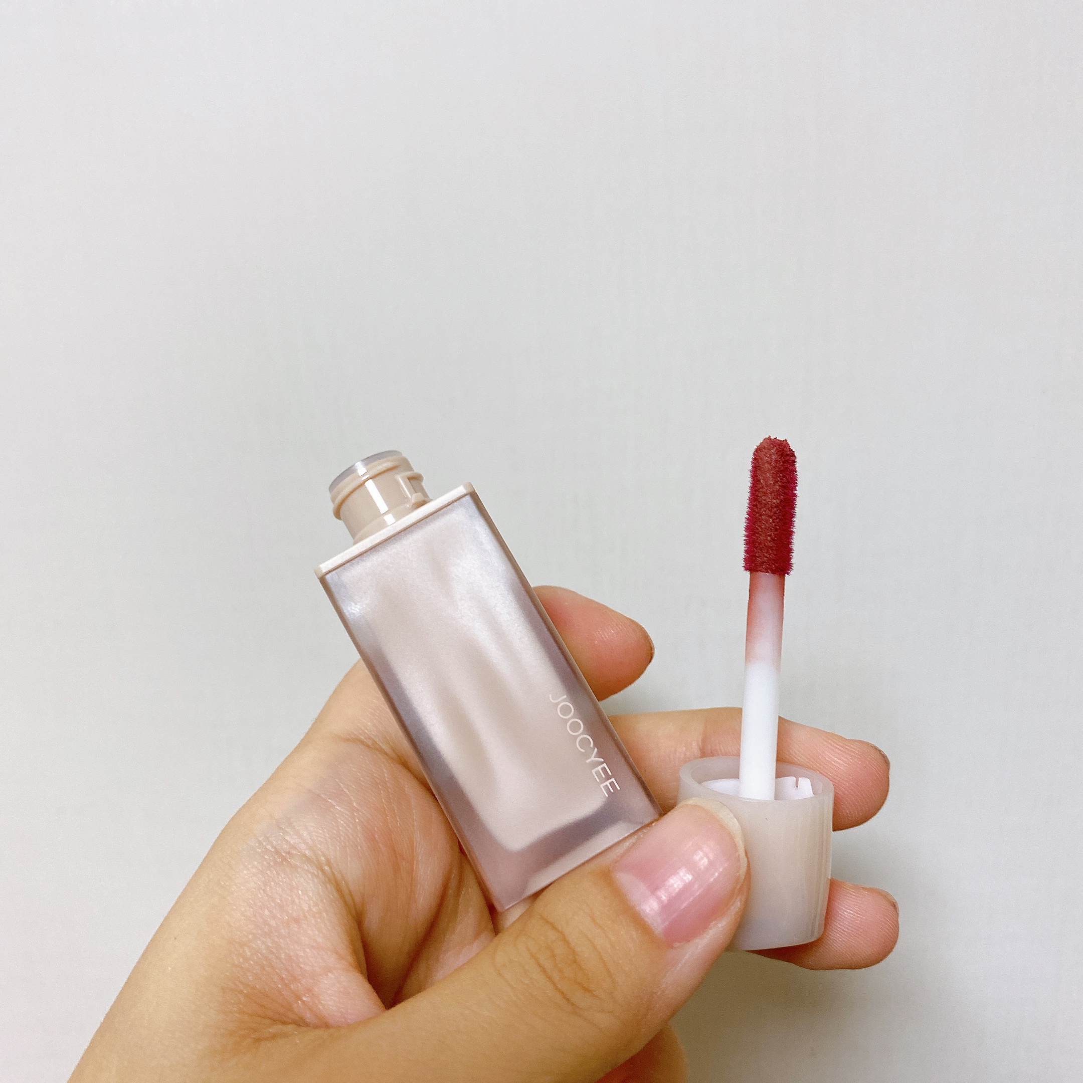 NEW NUDE ムーディームースリップ 951L 初杏/Joocyee/口紅を使ったクチコミ（1枚目）