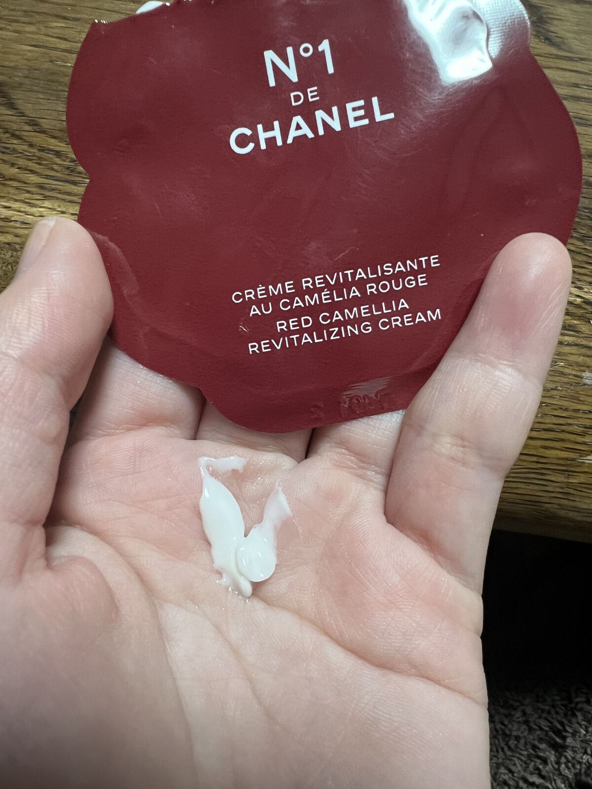 クリーム N°1 ドゥ シャネル /CHANEL/フェイスクリームを使ったクチコミ（2枚目）