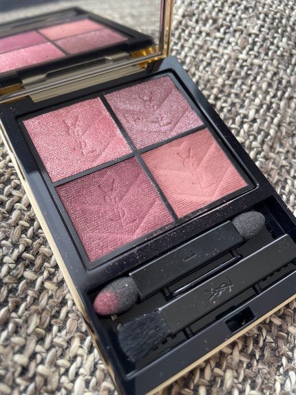 クチュール ミニ クラッチ/YVES SAINT LAURENT BEAUTE/アイシャドウパレットを使ったクチコミ(2枚目)