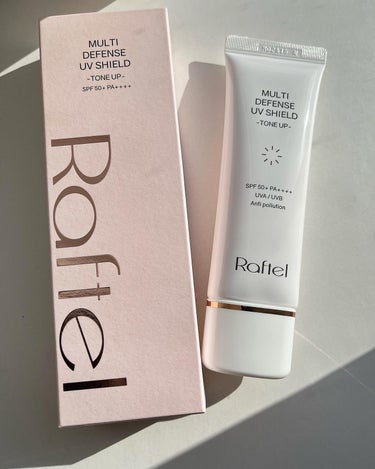 年中紫外線予防🙆‍♀️
トーンアップ大好き人間😍

@raftel.jp 
@raftel_cosmetic 
Raftel
マルチ・ディフェンス UVシールド・トーンアップ
Qoo10価格 3800円