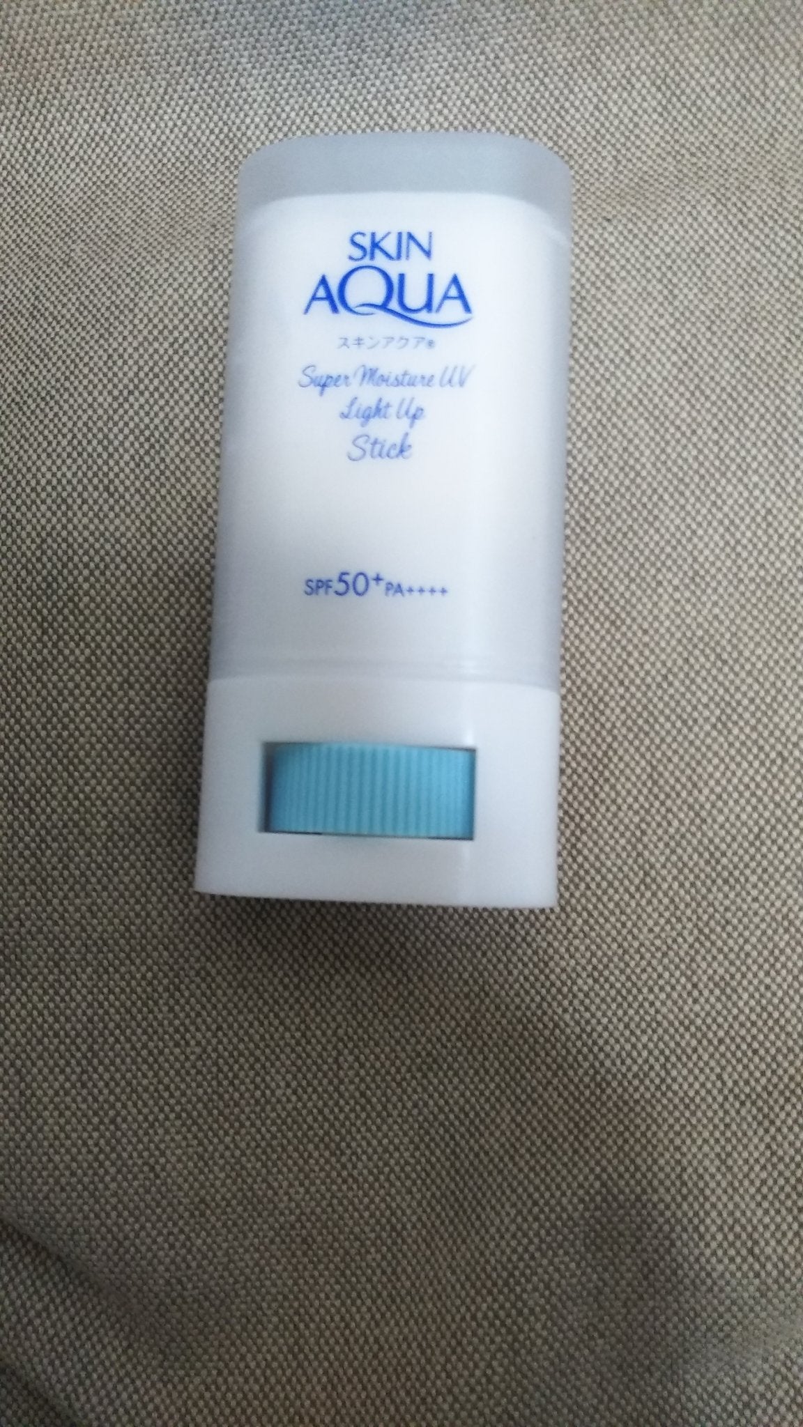 スキンアクア スーパーモイスチャー UVライトアップスティック /スキンアクア/日焼け止めスティックを使ったクチコミ(1枚目)
