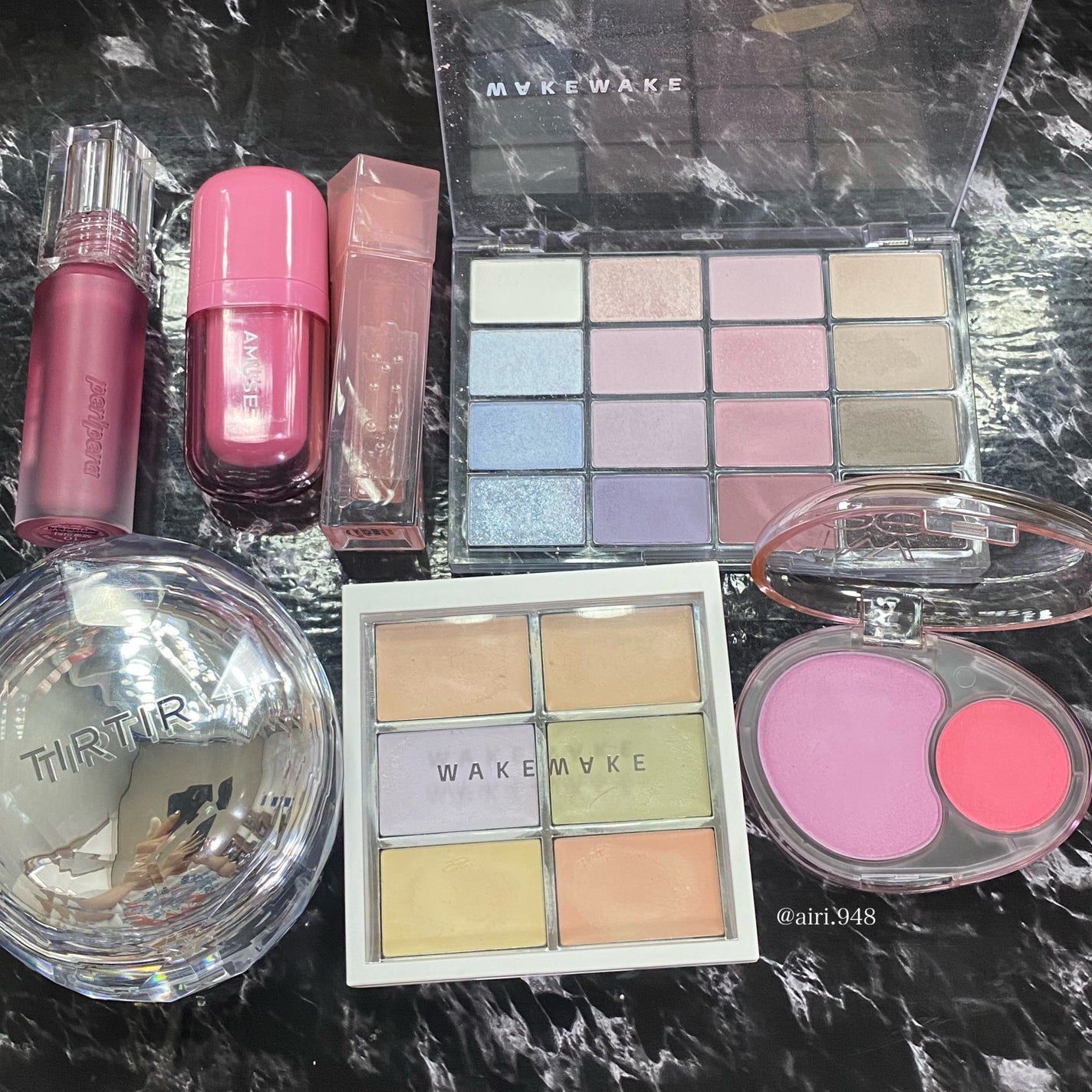 ソフトブラーリングアイパレット/wakemake/アイシャドウパレットを使ったクチコミ(5枚目)